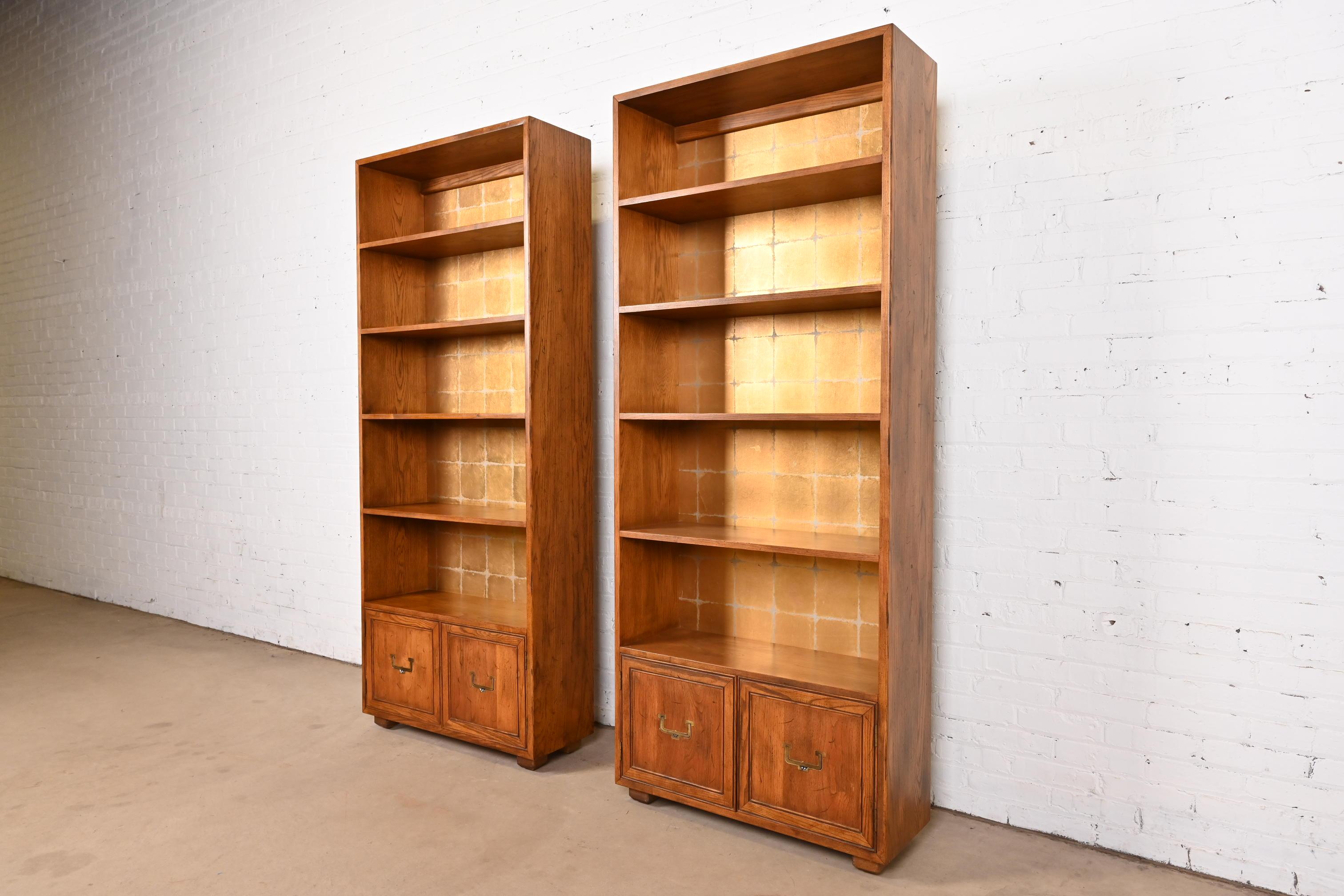 Henredon Mid-Century Modern Campaign Oak Bookcase Cabinets, Pair In Good Condition In South Bend, IN