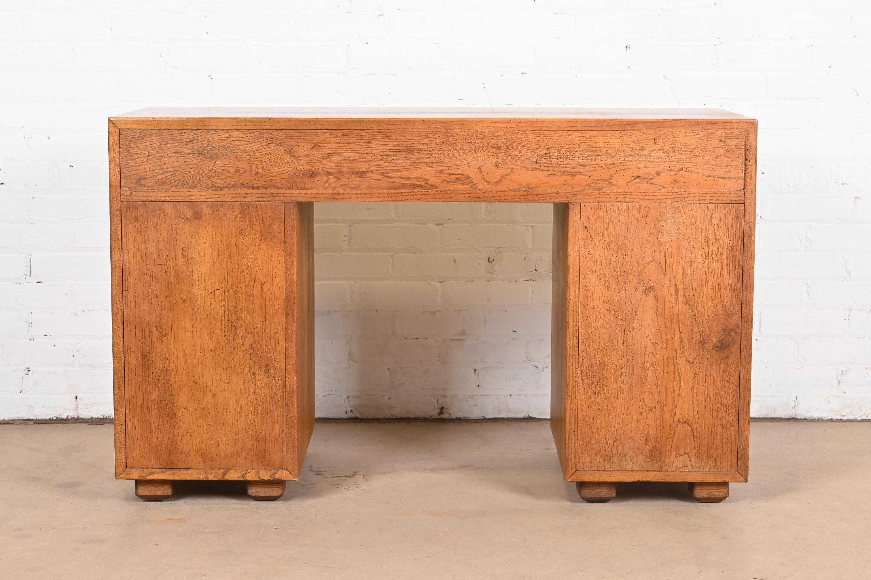 Henredon Mid-Century Modern Campaign Oak Double Pedestal Kneehole Desk, 1970s For Sale 8