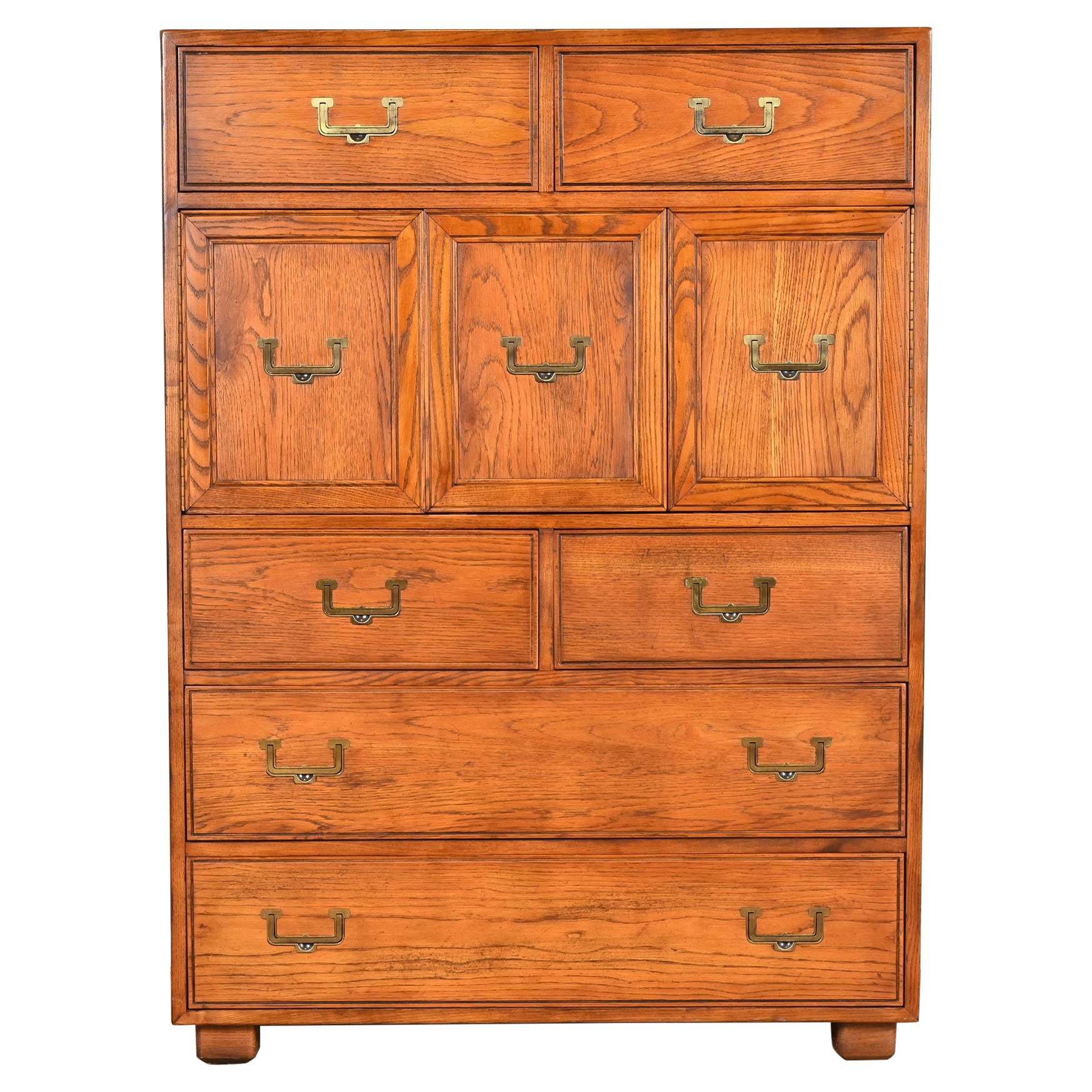 Henredon Mid-Century Modern Campaign Oak Gentleman's Chest, Circa 1970s