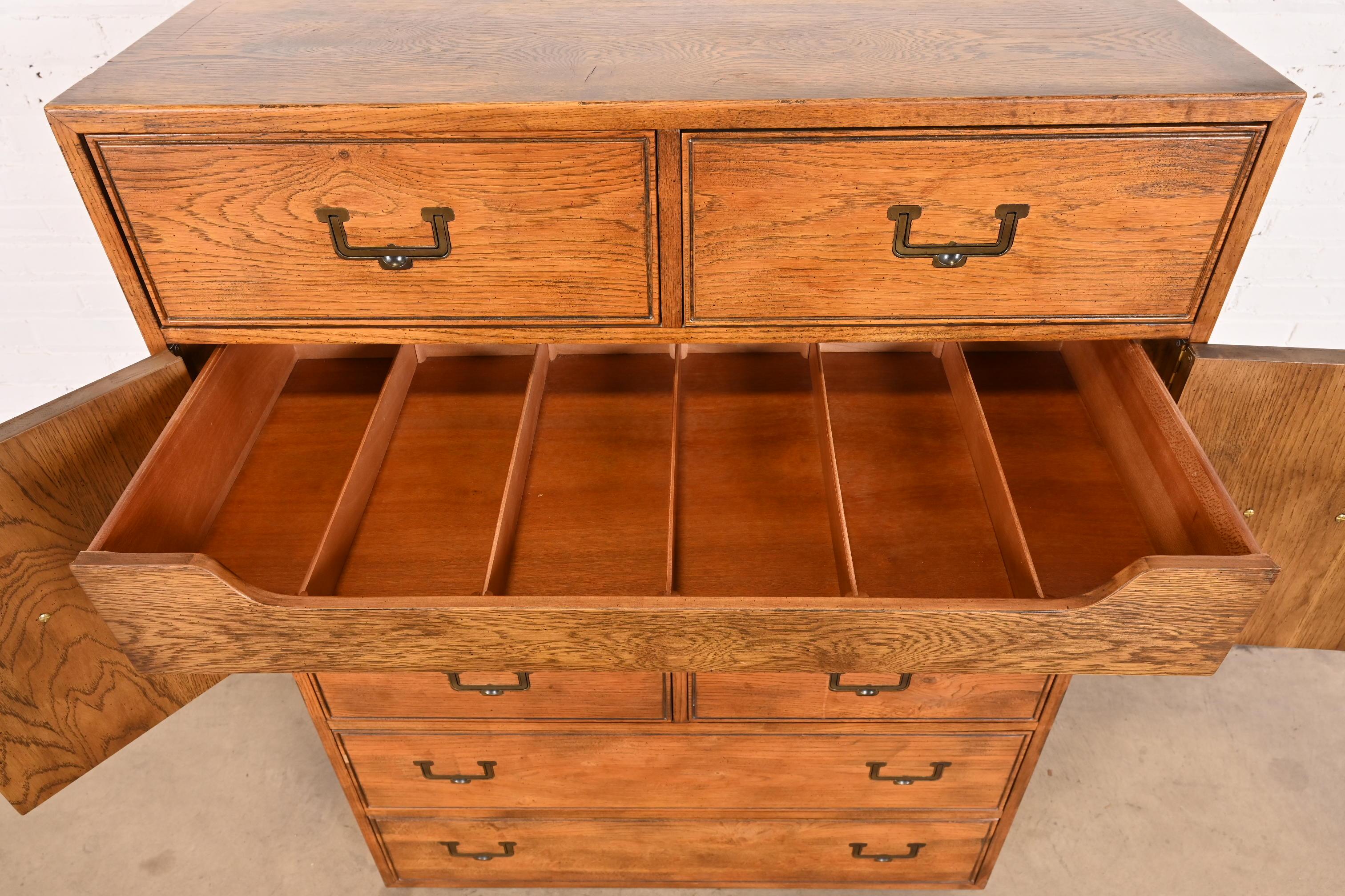 Henredon Mid-Century Modern Campaign Oak Gentleman's Chest 4