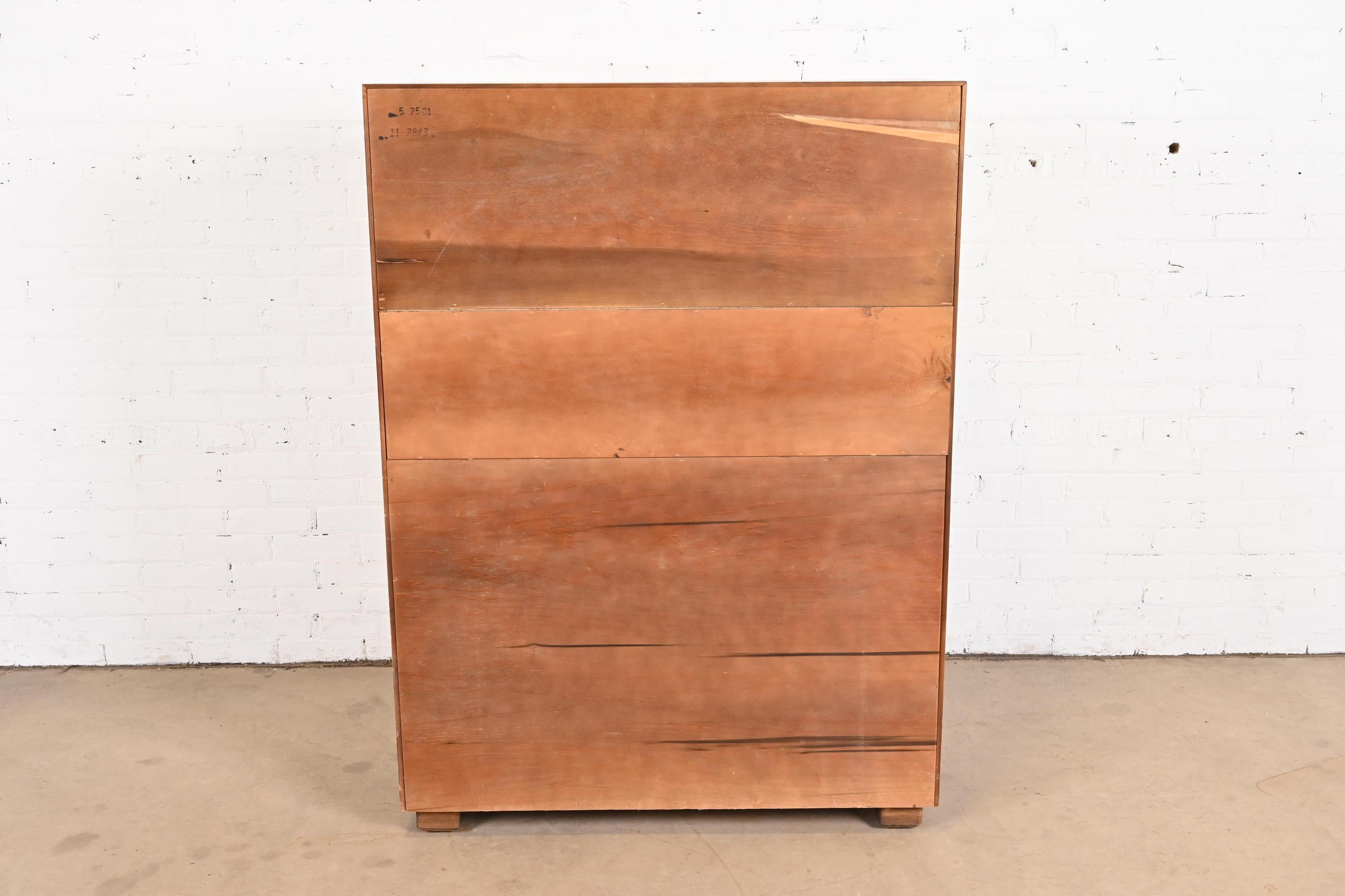 Henredon Mid-Century Modern Campaign Oak Gentleman's Chest 8