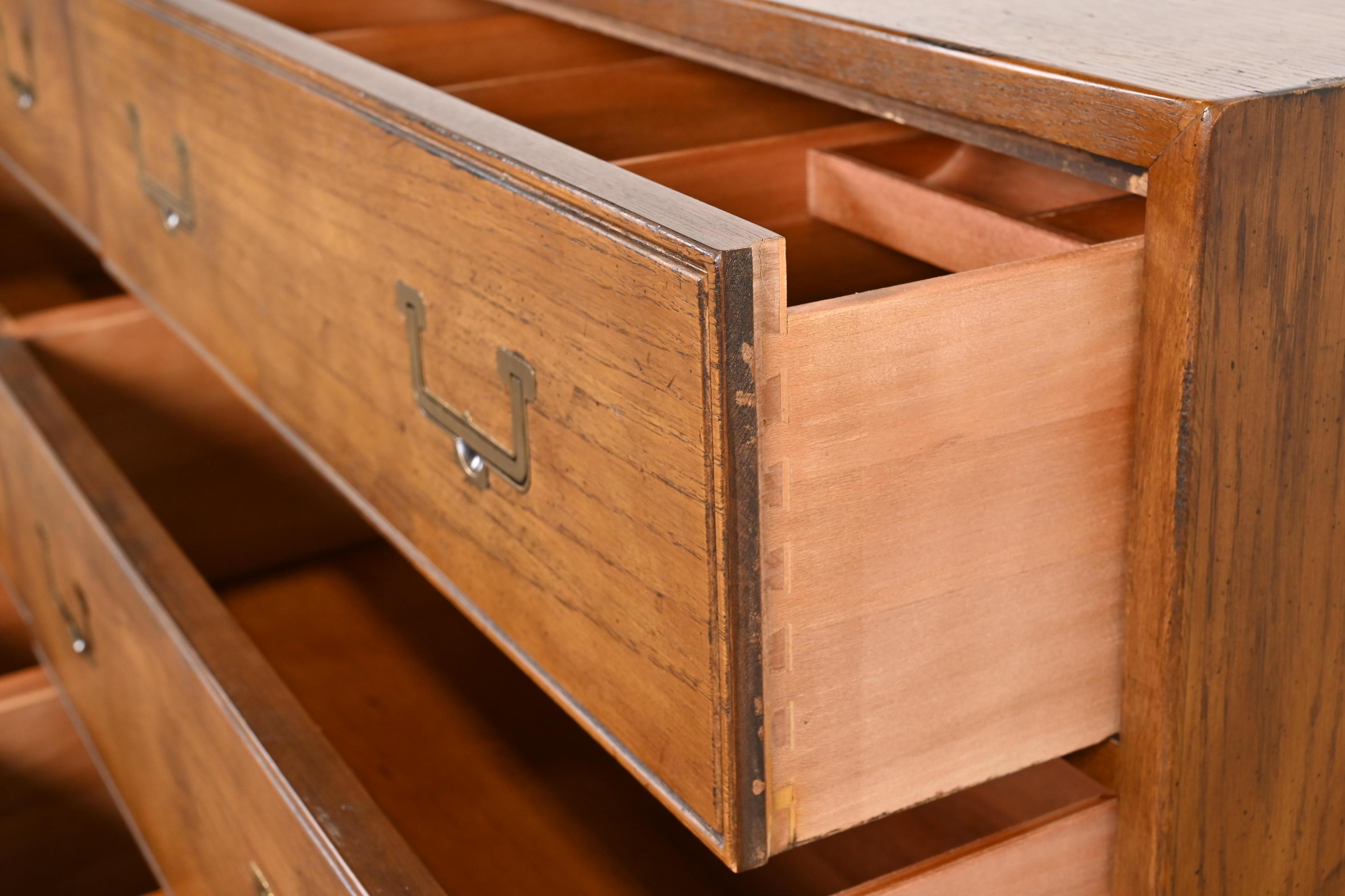 Henredon Mid-Century Modern Campaign Oak Six-Drawer Dresser, circa 1970s 5