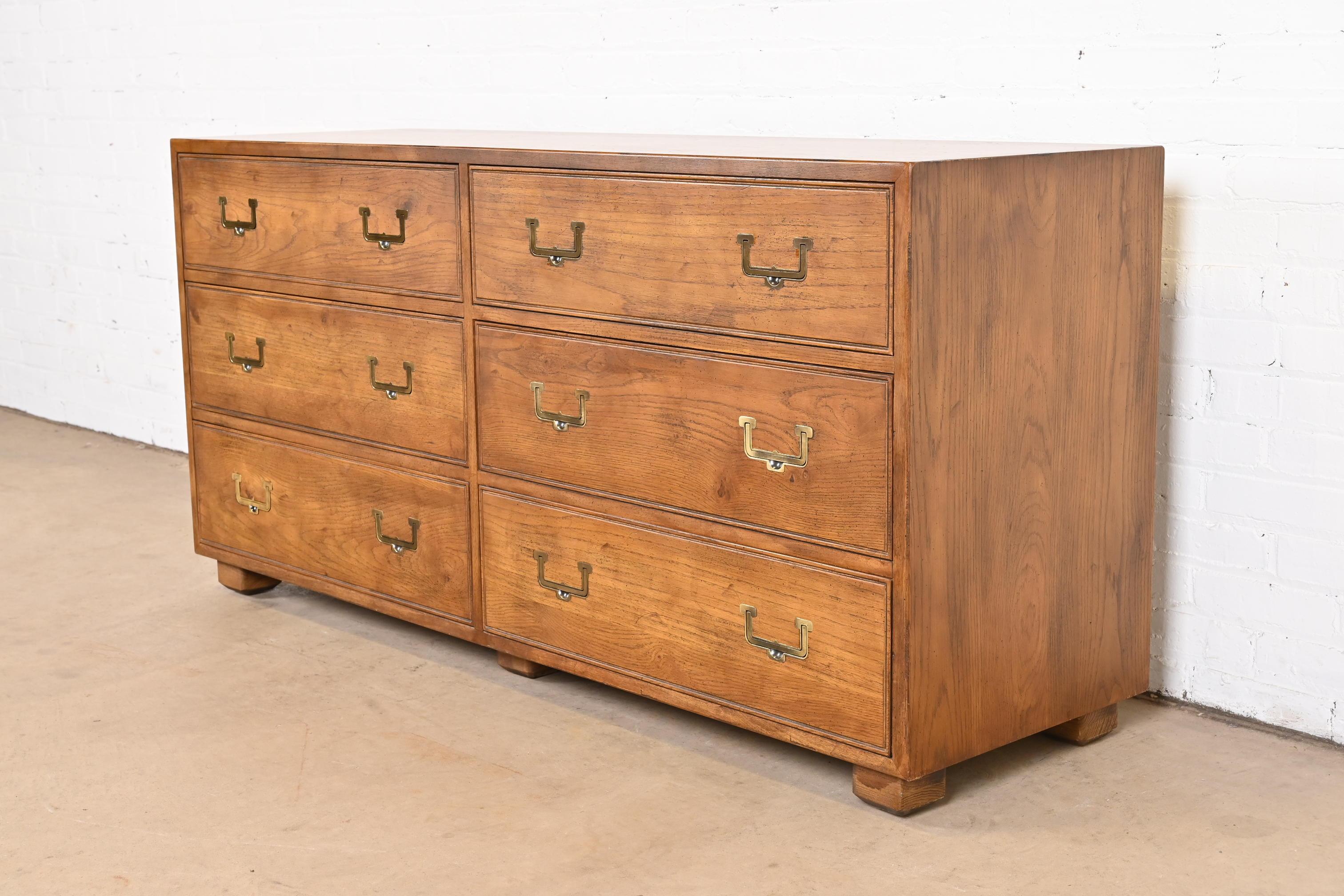 dresser styles by era