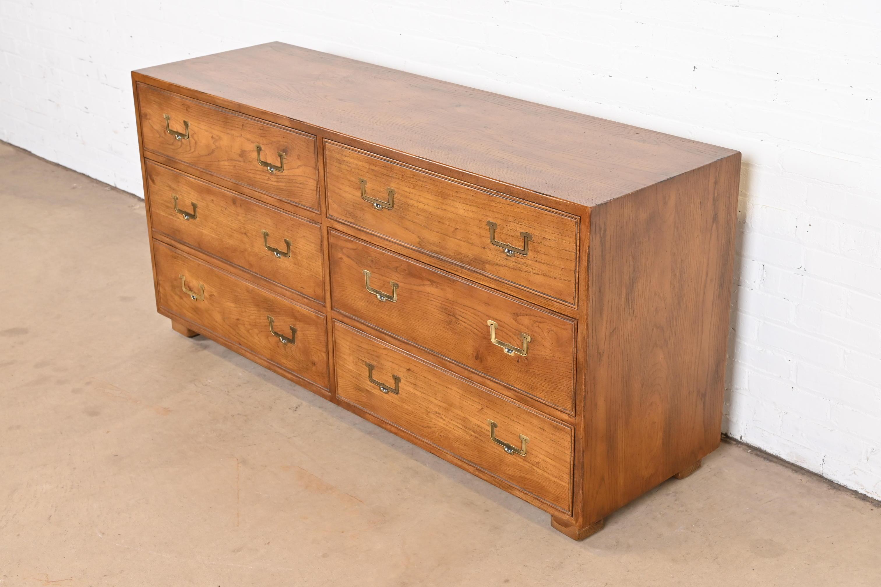 1970s dresser