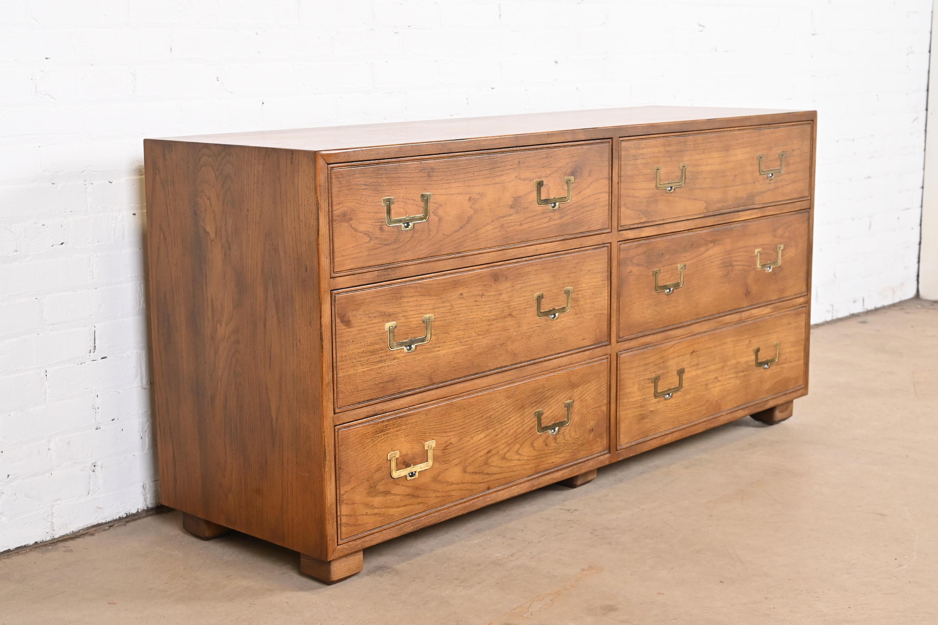 American Henredon Mid-Century Modern Campaign Oak Six-Drawer Dresser, circa 1970s