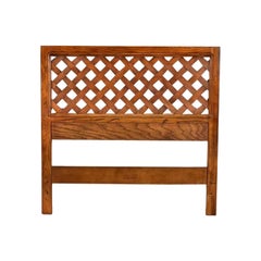 Tête de lit pour deux personnes en chêne sculpté, moderne du milieu du siècle, CIRCA, circa 1970