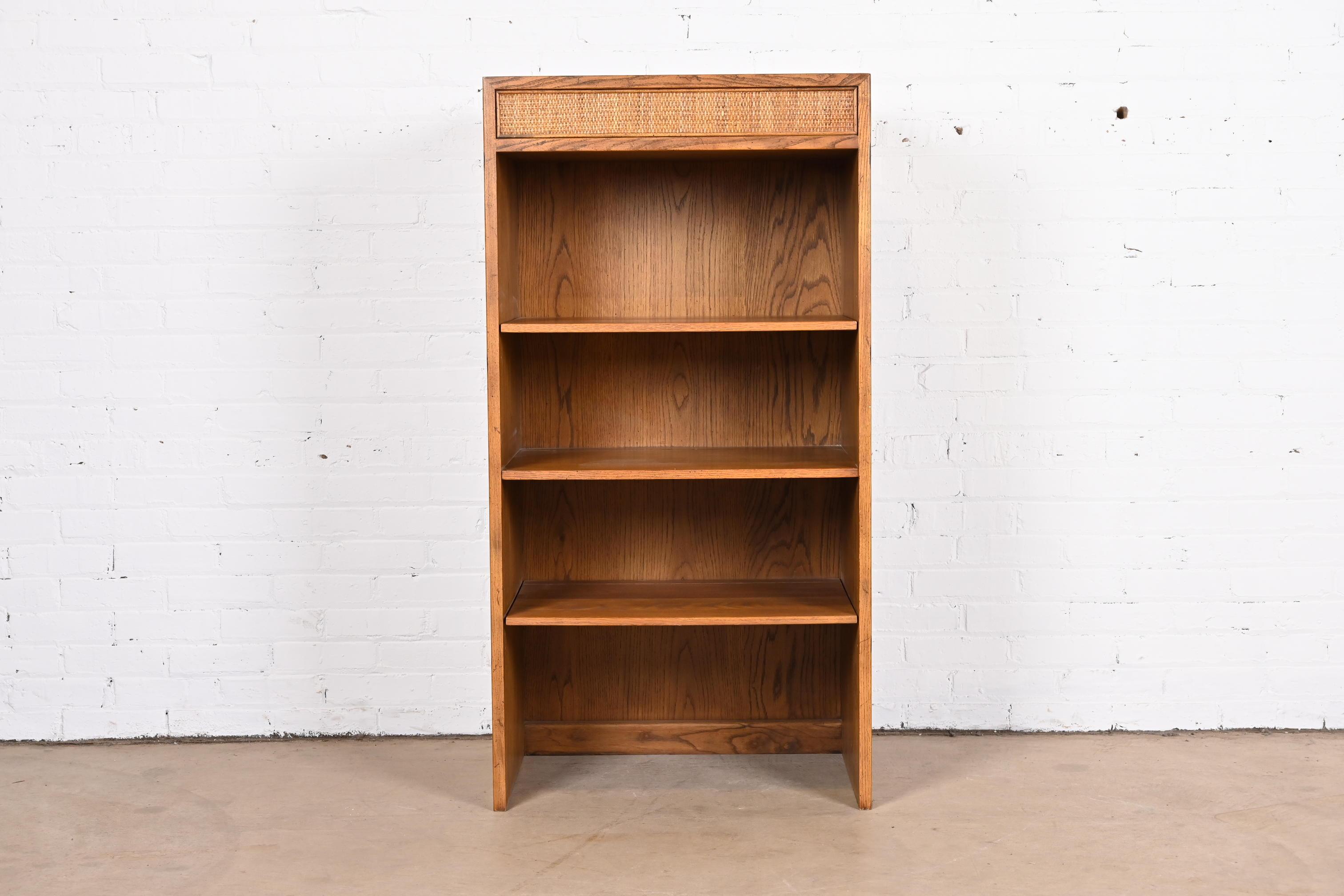 A stylish Mid-Century Modern bookcase hutch.

By Henredon, 