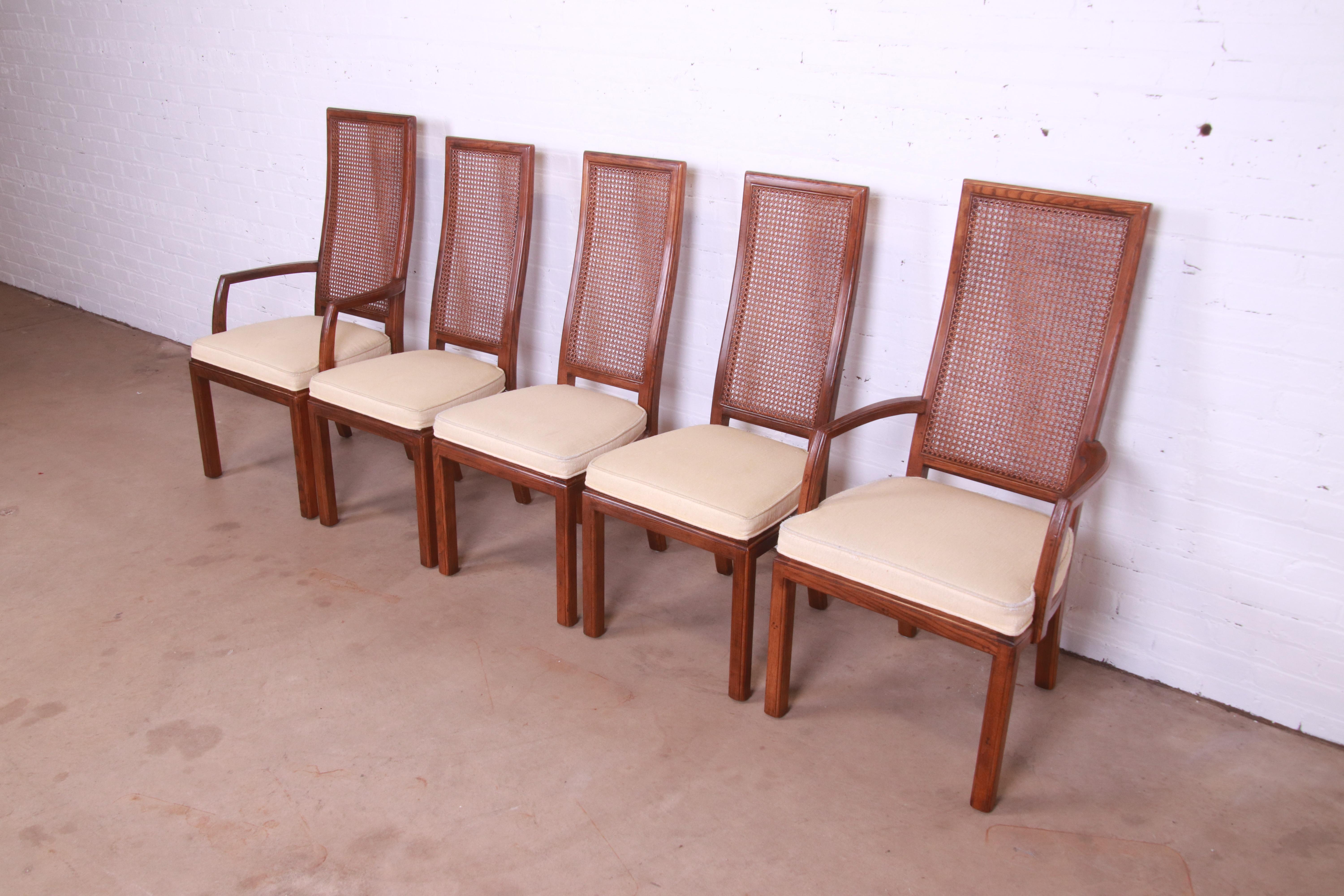 Henredon Mid-Century Modern Oak and Cane High Back Dining Chairs, Set of Five In Good Condition In South Bend, IN
