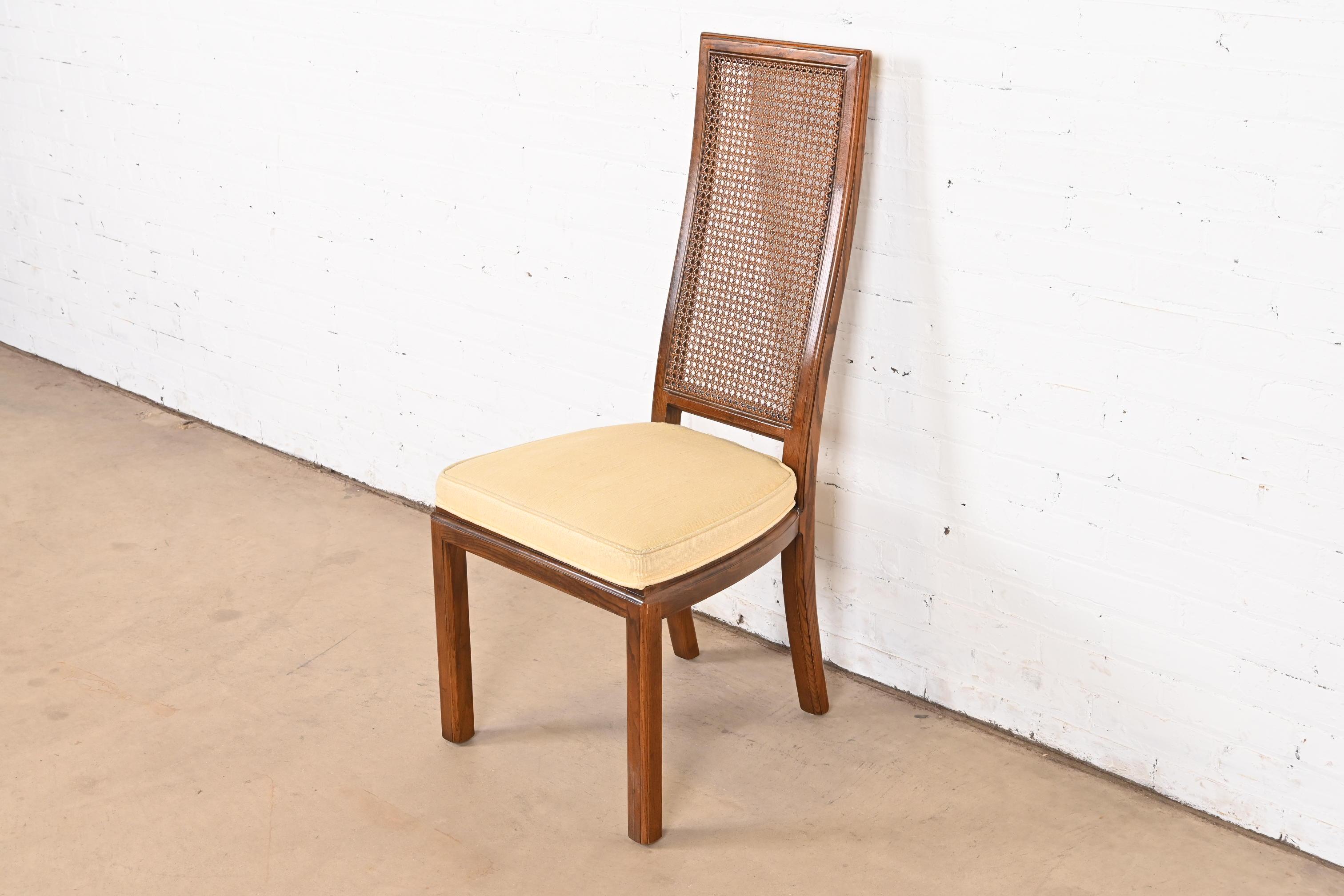 Henredon Mid-Century Modern Oak and Cane High Back Side Chair, Circa 1970s In Good Condition In South Bend, IN