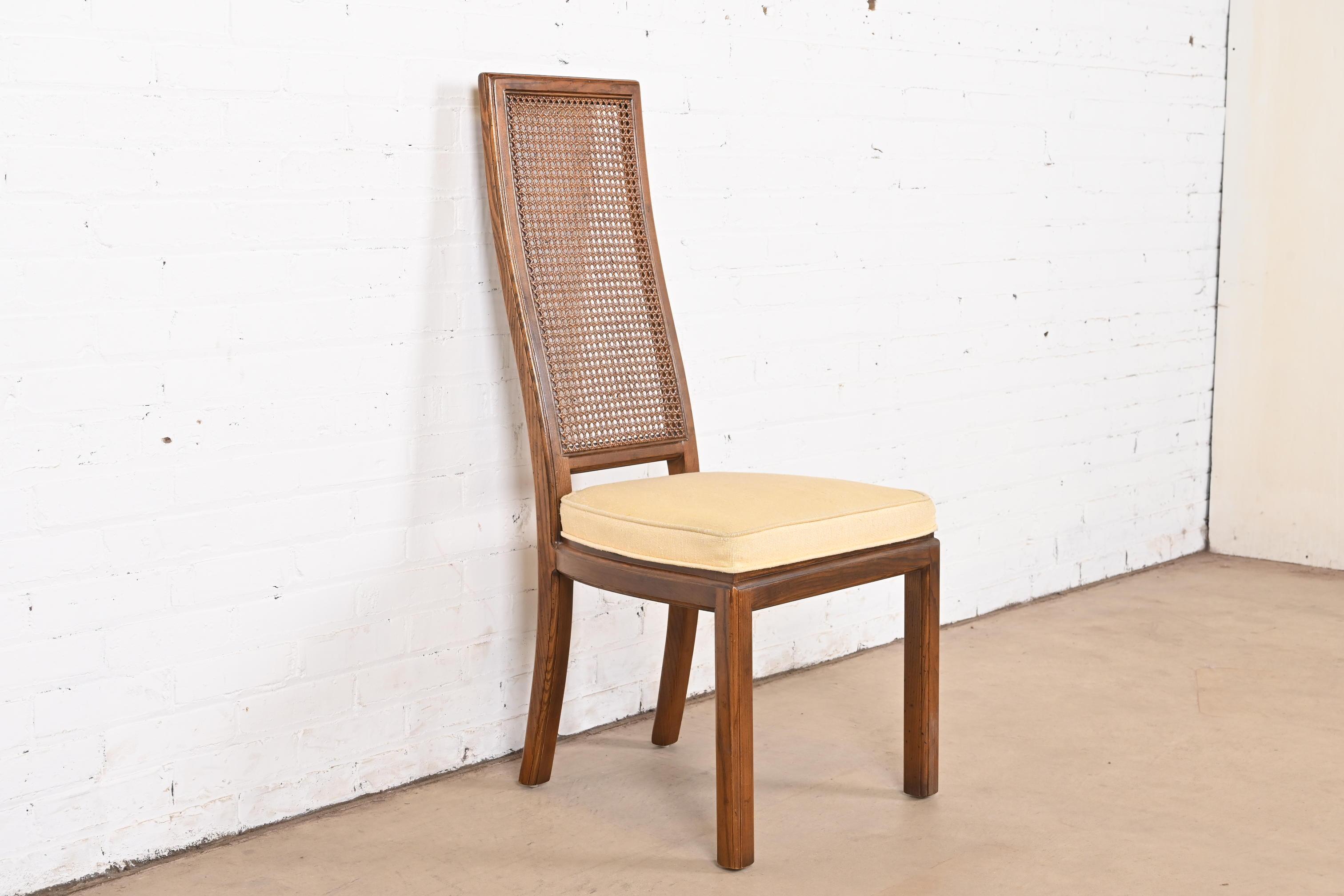 Henredon Mid-Century Modern Oak and Cane High Back Side Chair, Circa 1970s For Sale 1