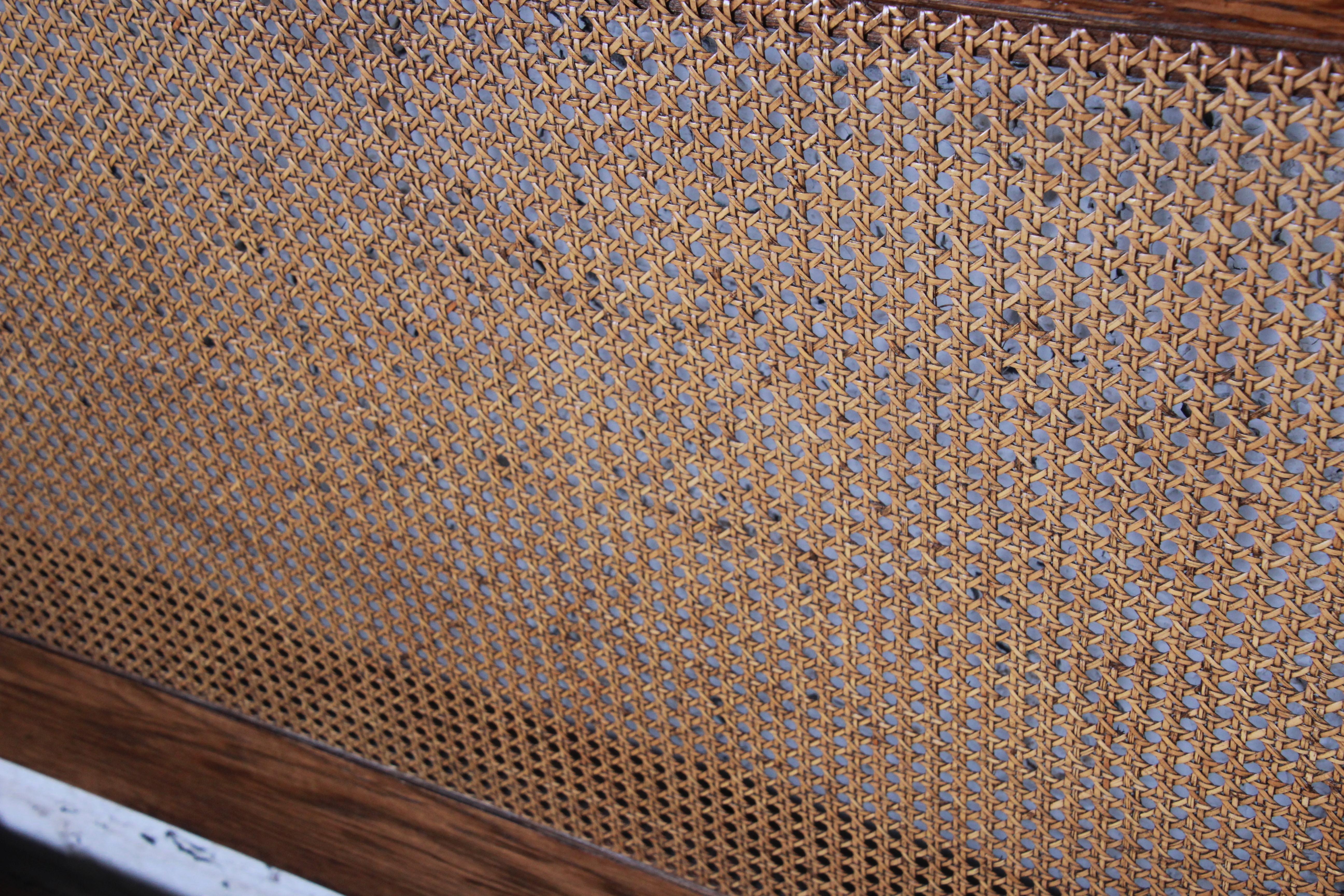 Henredon Mid-Century Modern Oak and Cane King Size Headboard In Good Condition In South Bend, IN