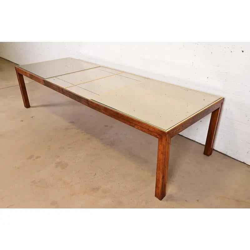 Mesa de comedor extensible Henredon, moderna de mediados de siglo, de roble y espejos, circa años 70 en venta 4