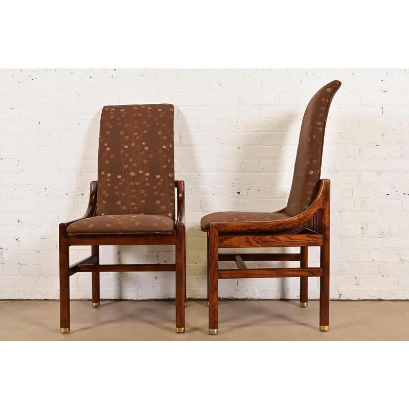 Henredon Mid-Century Modern Chairs de salle à manger à dossier haut en Oak sculpté, ensemble de huit chaises en vente 3