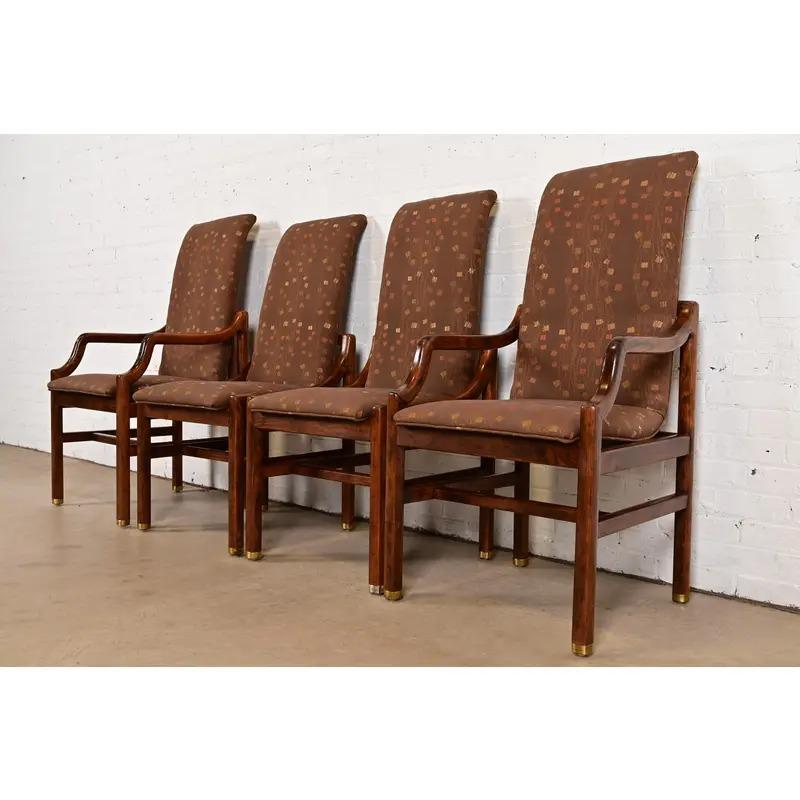 Mid-Century moderno Sedie da pranzo con schienale alto in Oak Oak di Henredon, set di quattro persone in vendita