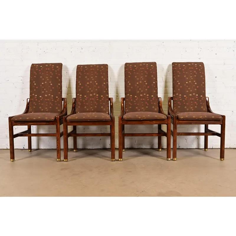 Mid-Century moderno Sedie da pranzo con schienale alto in Oak Oak di Henredon, set di quattro persone in vendita