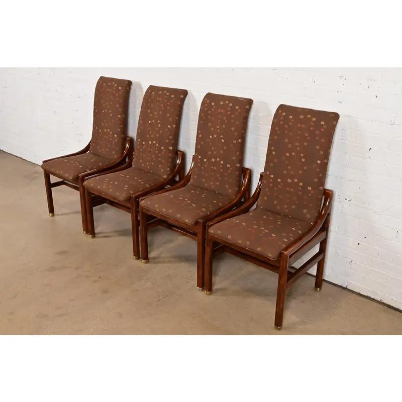 Sedie da pranzo con schienale alto in Oak Oak di Henredon, set di quattro persone In condizioni buone in vendita a South Bend, IN