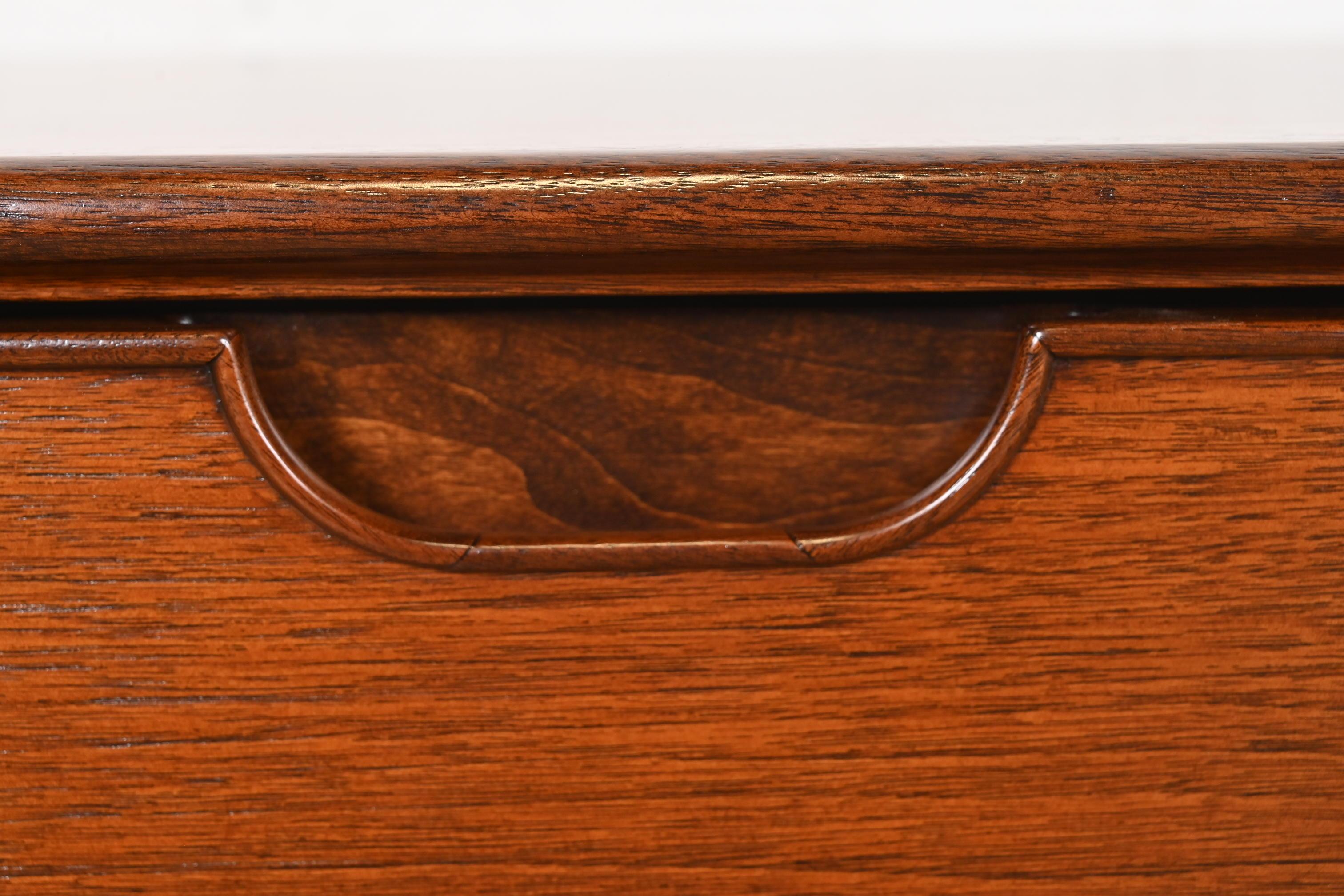Henredon Mid-Century Modern Sculpted Walnut Nightstands, Newly Refinished For Sale 2