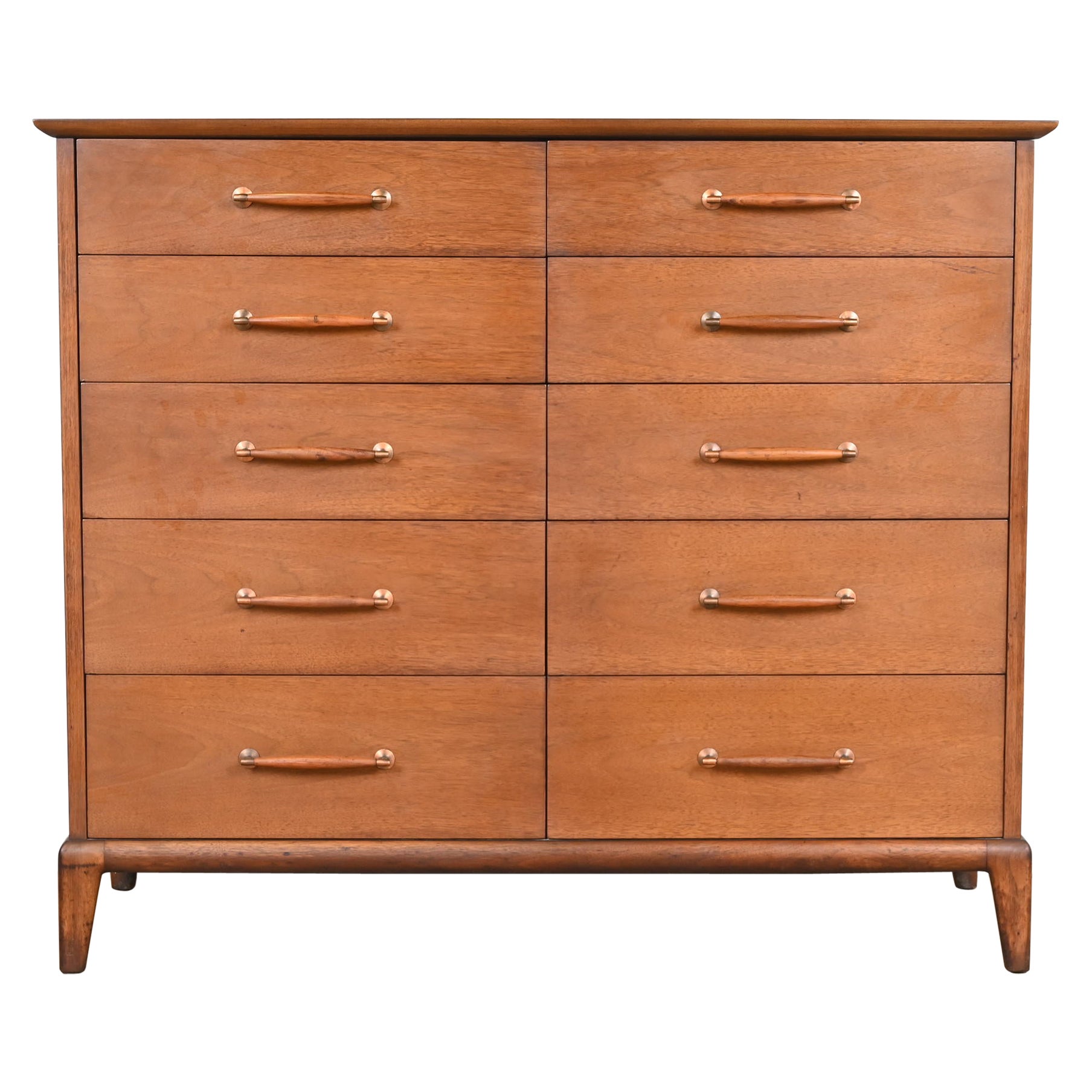 Henredon Mid-Century Modern Sculpted Walnut Ten-Drawer Dresser Chest, 1960s