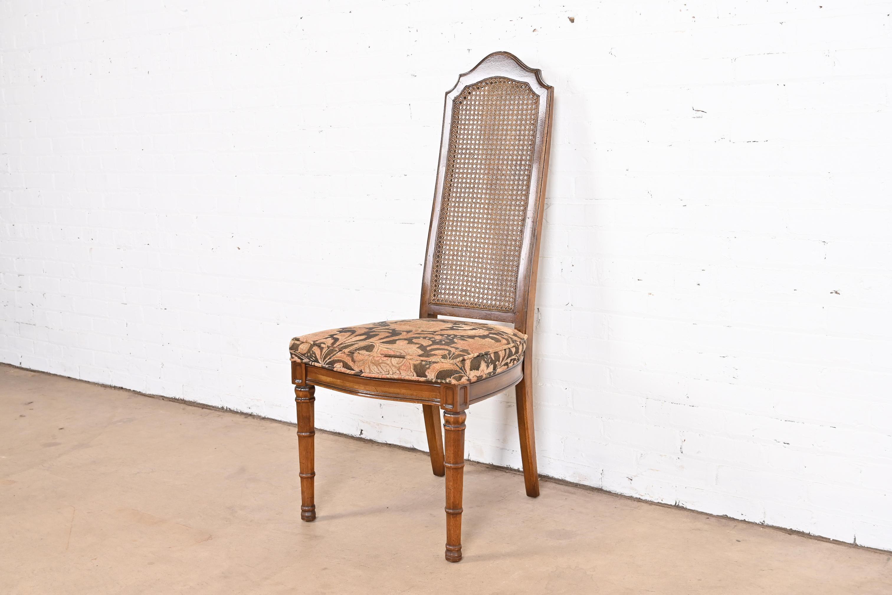 Henredon Mid-Century Modern Walnut and Cane High Back Side Chair In Good Condition For Sale In South Bend, IN