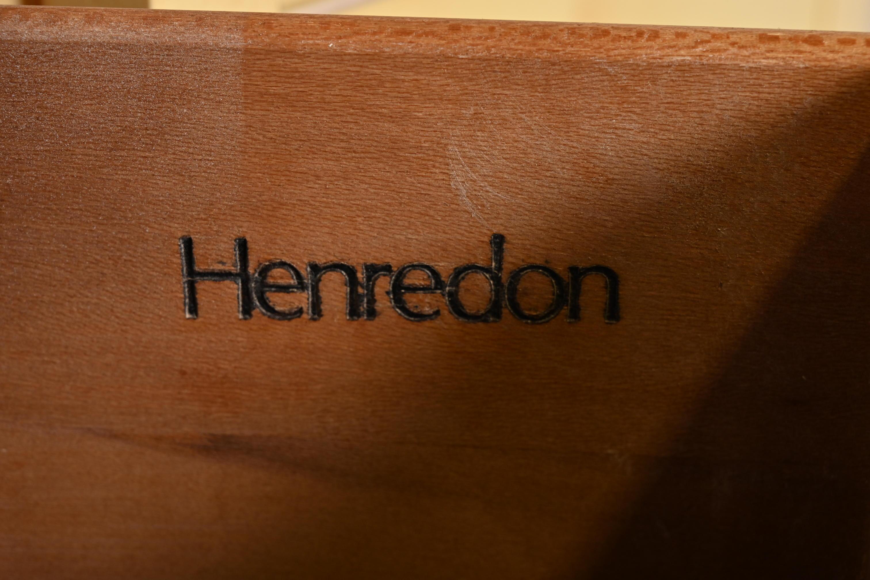 Henredon Mid-Century Regency Chinoiserie Lacquered Faux Goatskin Cabinets, 1970s 1