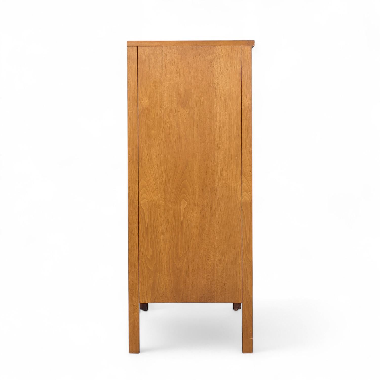 Henredon Mid Century Walnut Highboy Dresser For Sale 1