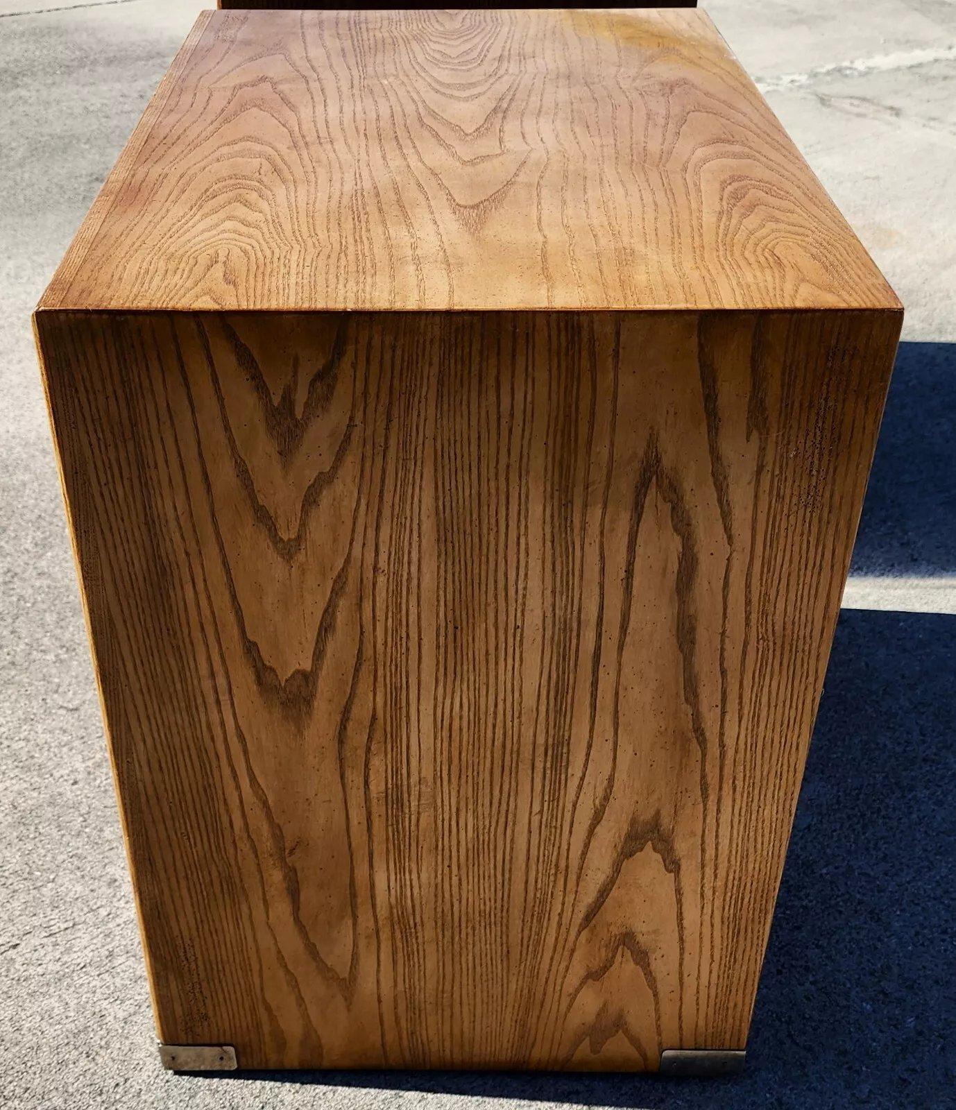 Henredon Nightstands Side Tables Campaign Style Pair For Sale 2