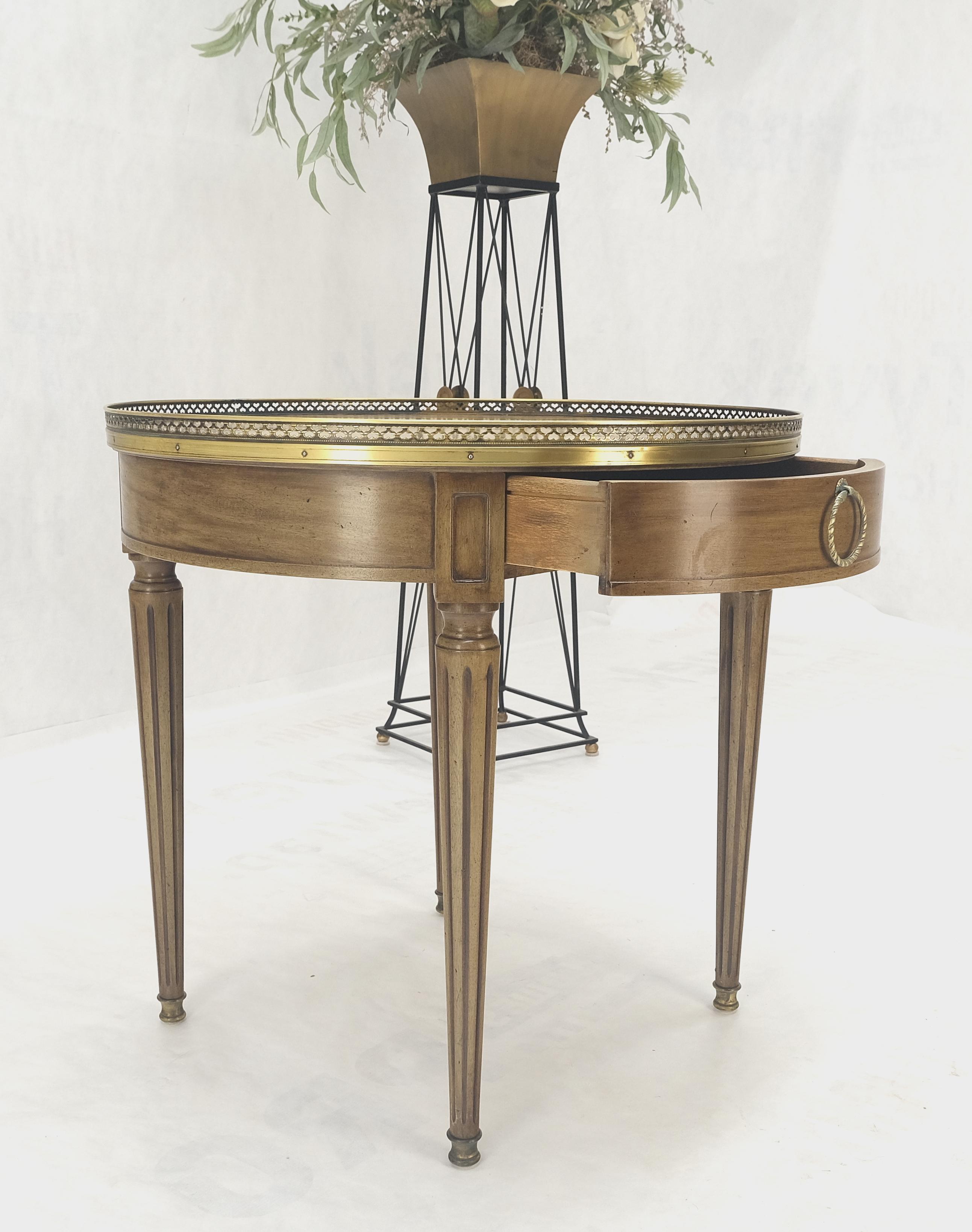 Henredon Olive Green Round Leather Top Brass Gallery Drop Pull Side Table MINT! For Sale 1