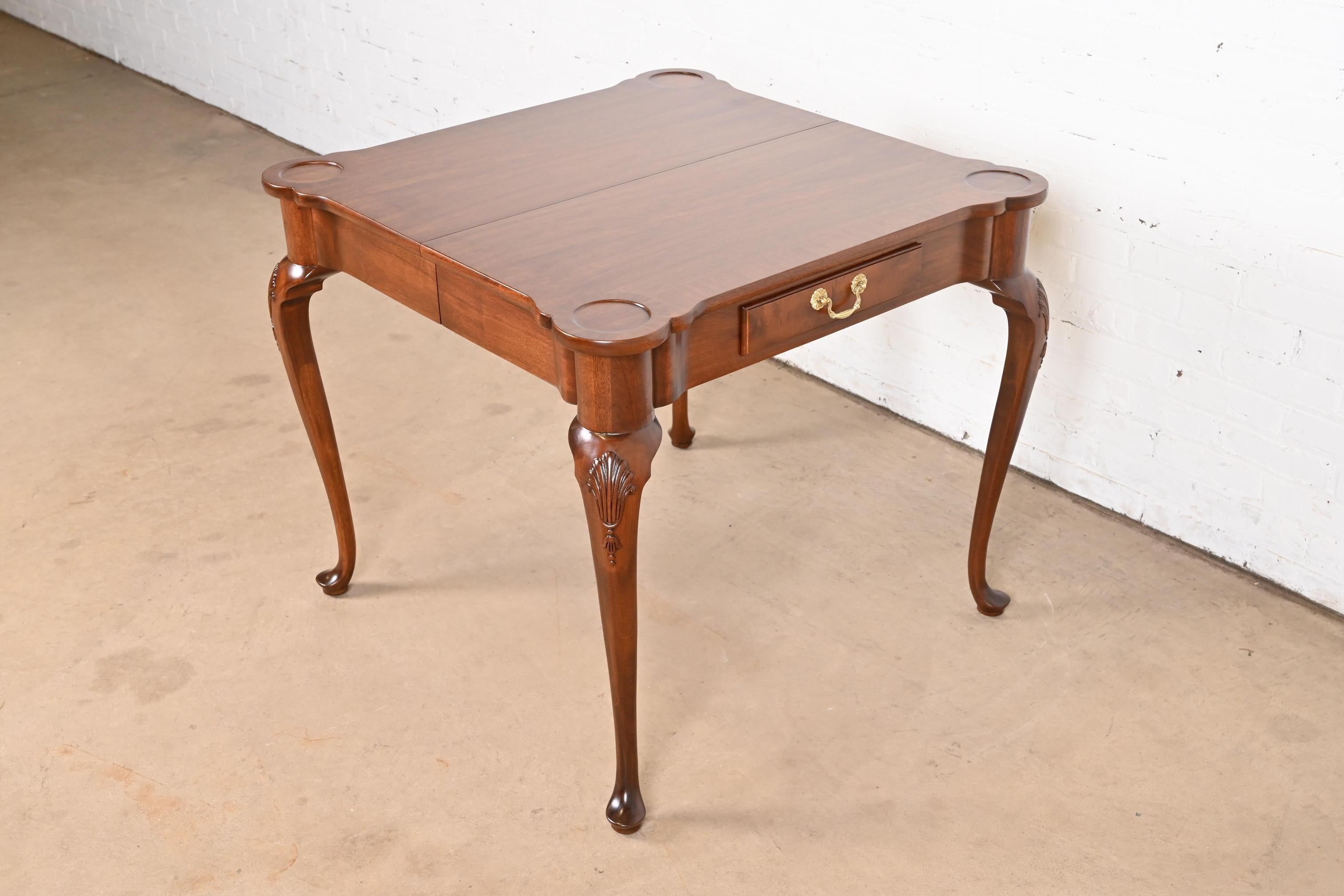 American Henredon Queen Anne Carved Mahogany Breakfast Table or Game Table, Refinished For Sale
