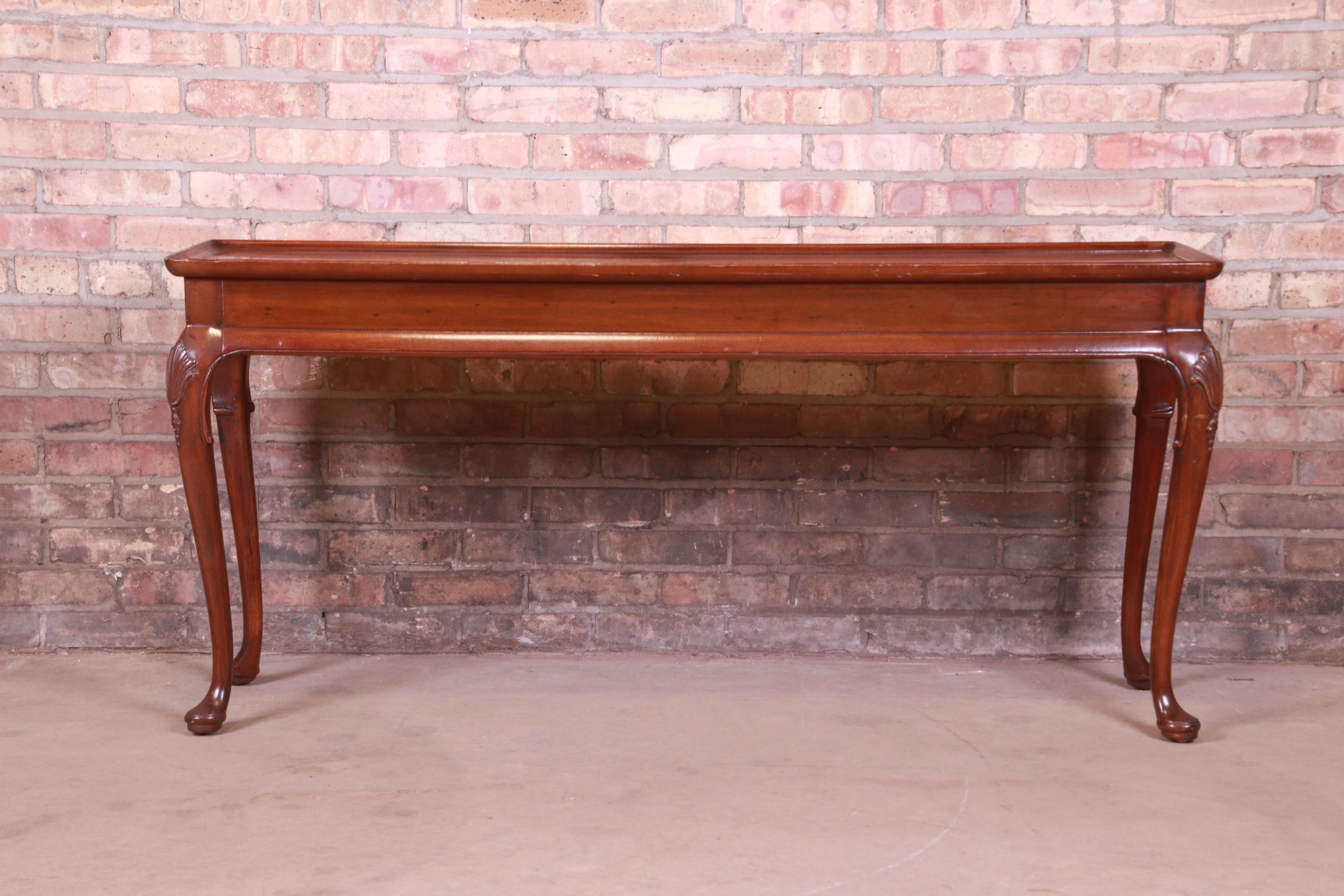 Henredon Queen Anne Mahogany Console or Sofa Table 4