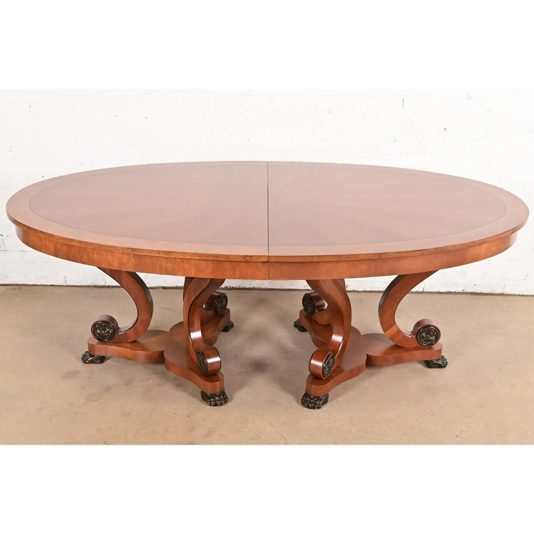Henredon Regency Cherry and Burl Wood Pedestal Dining Table, Newly Refinished (en anglais) en vente 3