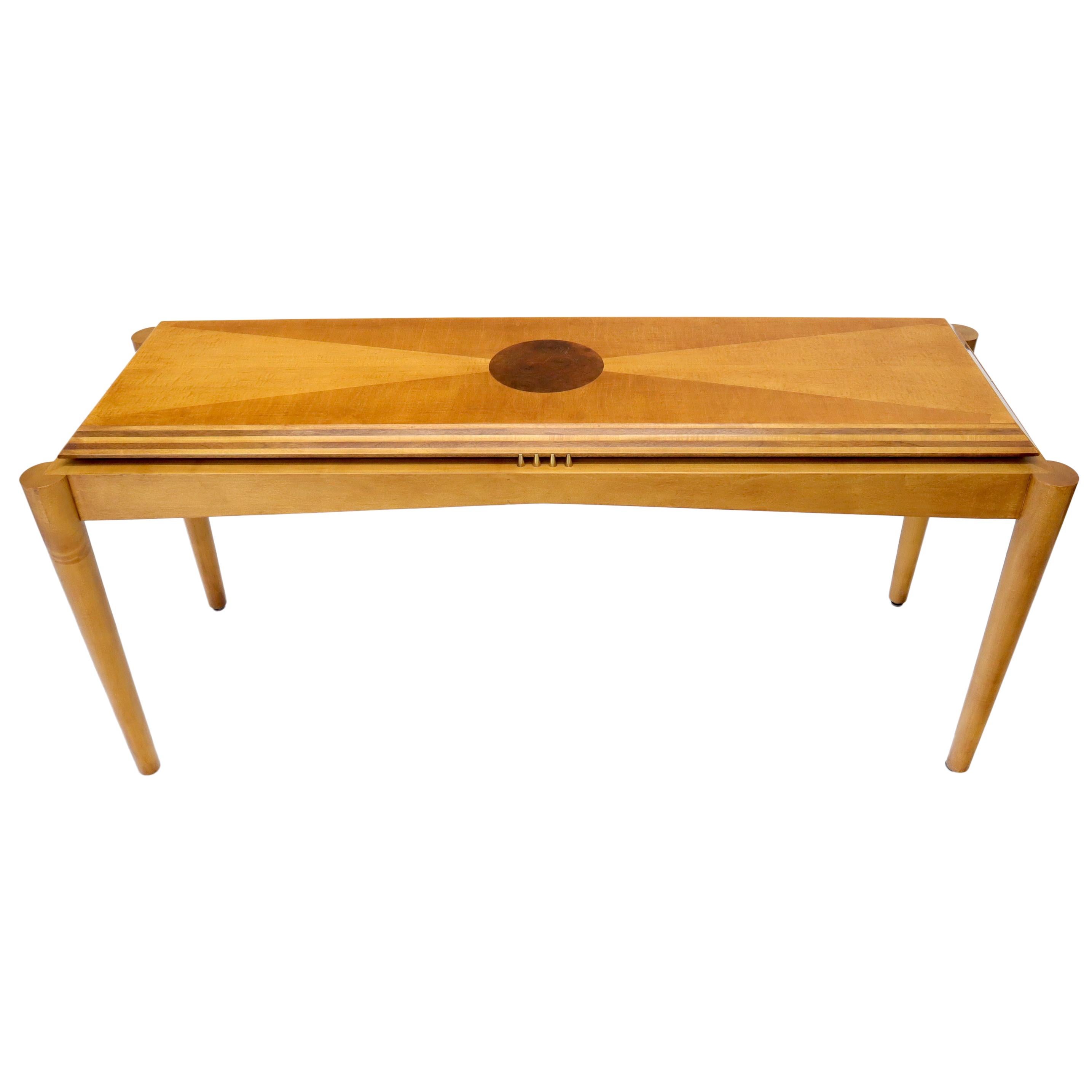 Table console en bois de satin et de broussin Henredon