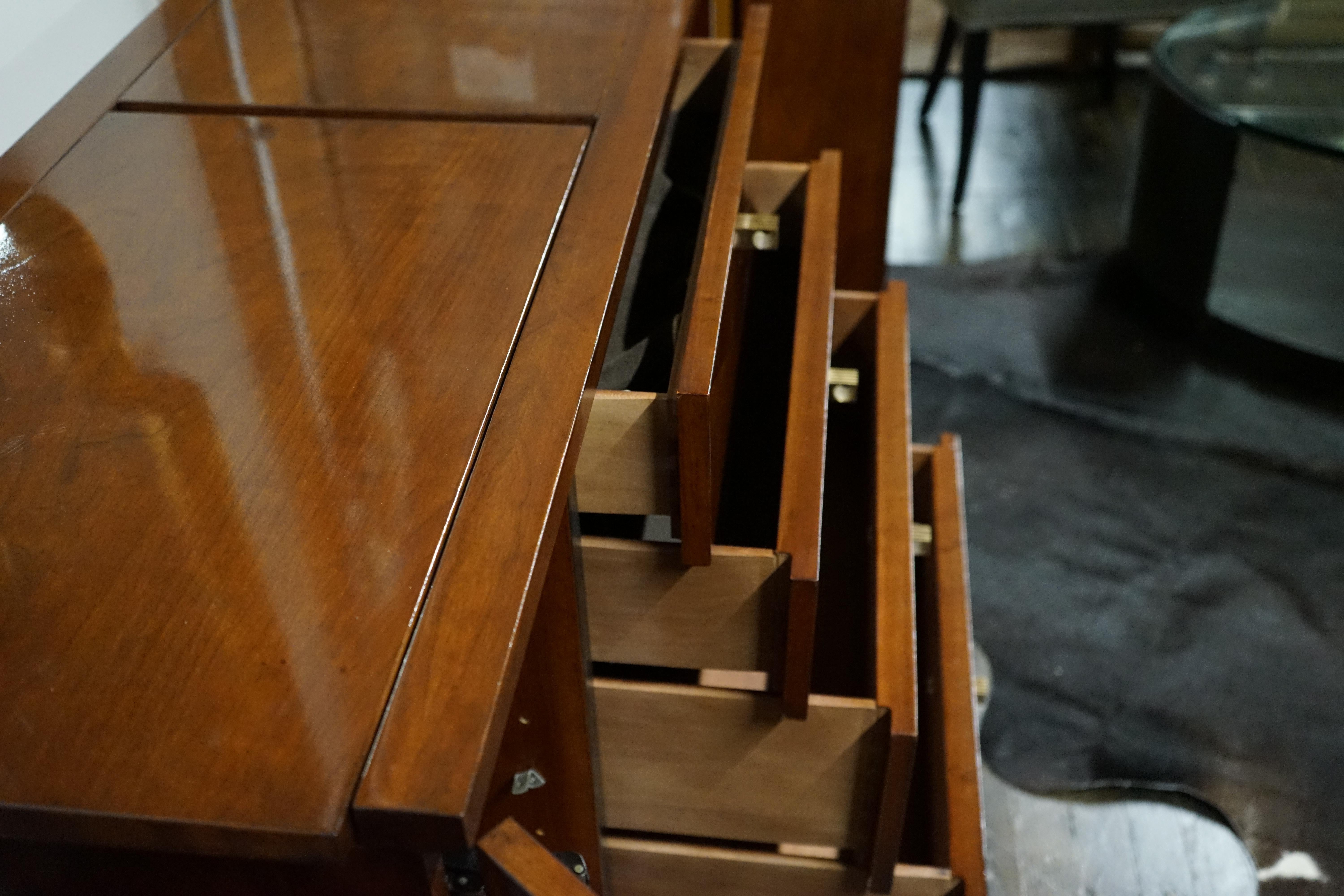 Henredon Escena 4 Buffet o Servidor con Estilo Art Decó en venta 1