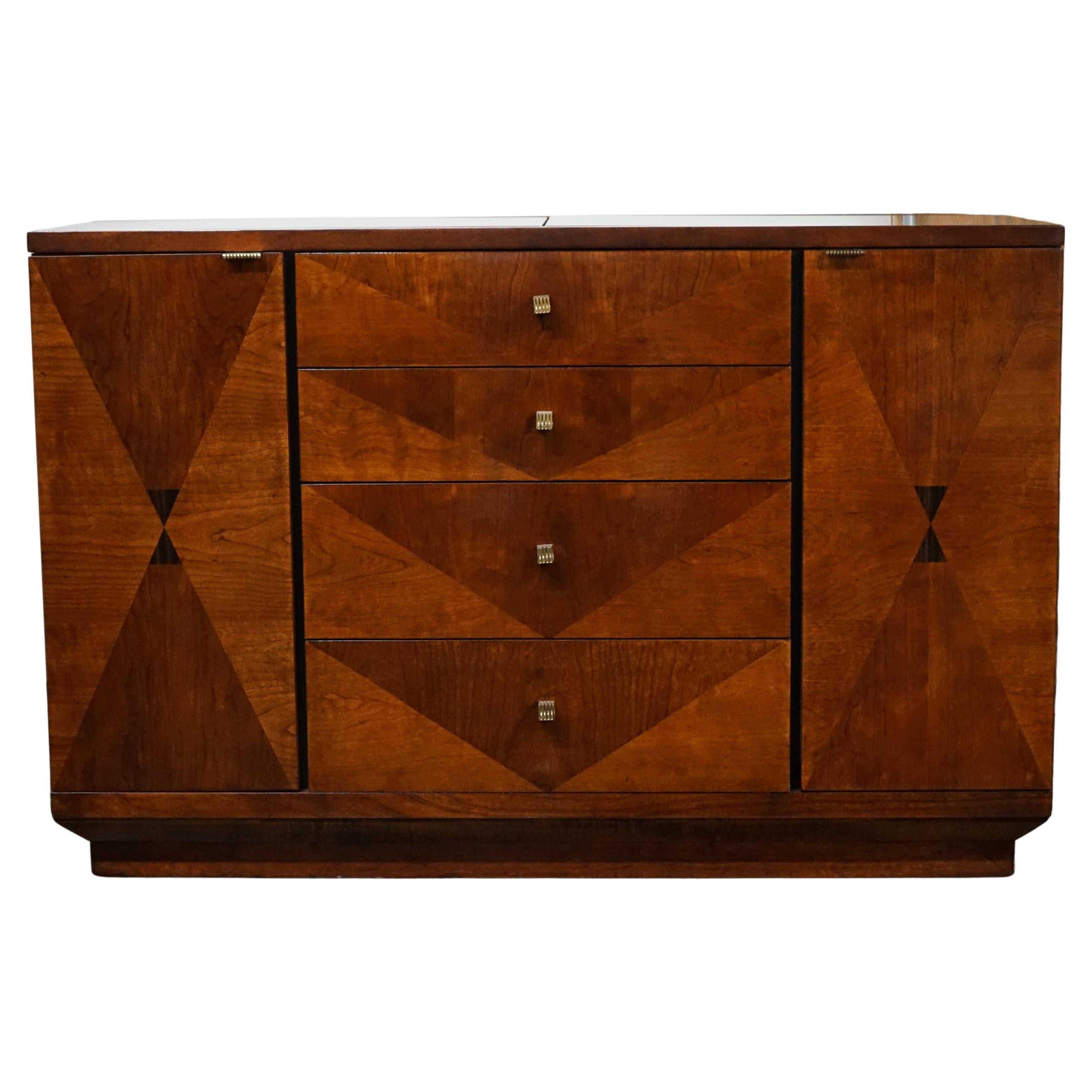 Henredon Escena 4 Buffet o Servidor con Estilo Art Decó en venta