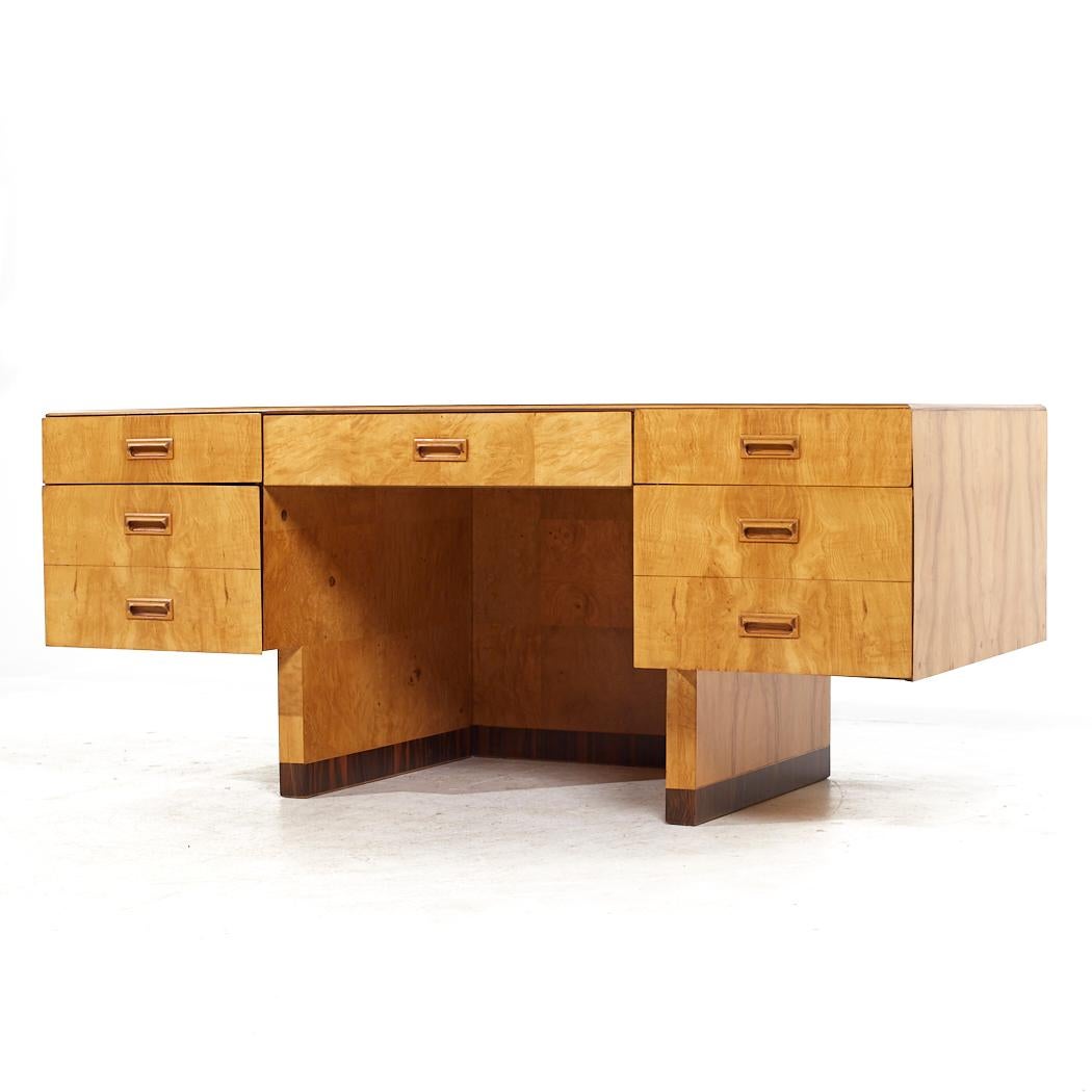 Mid-Century Modern Henredon Scene II Mid Century Burlwood Executive Desk For Sale