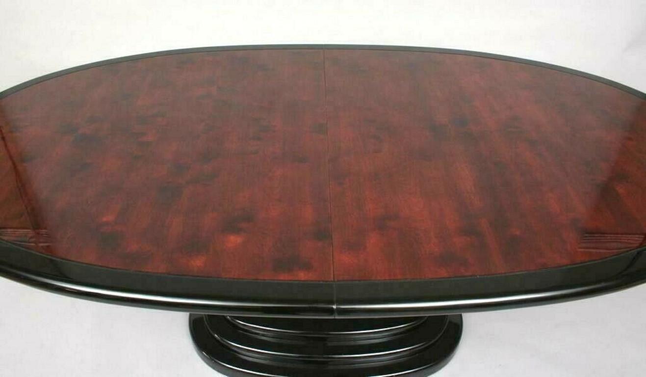 Henredon Scene Three Lacquered Myrtle Burl Dining Table In Good Condition In Lake Worth, FL