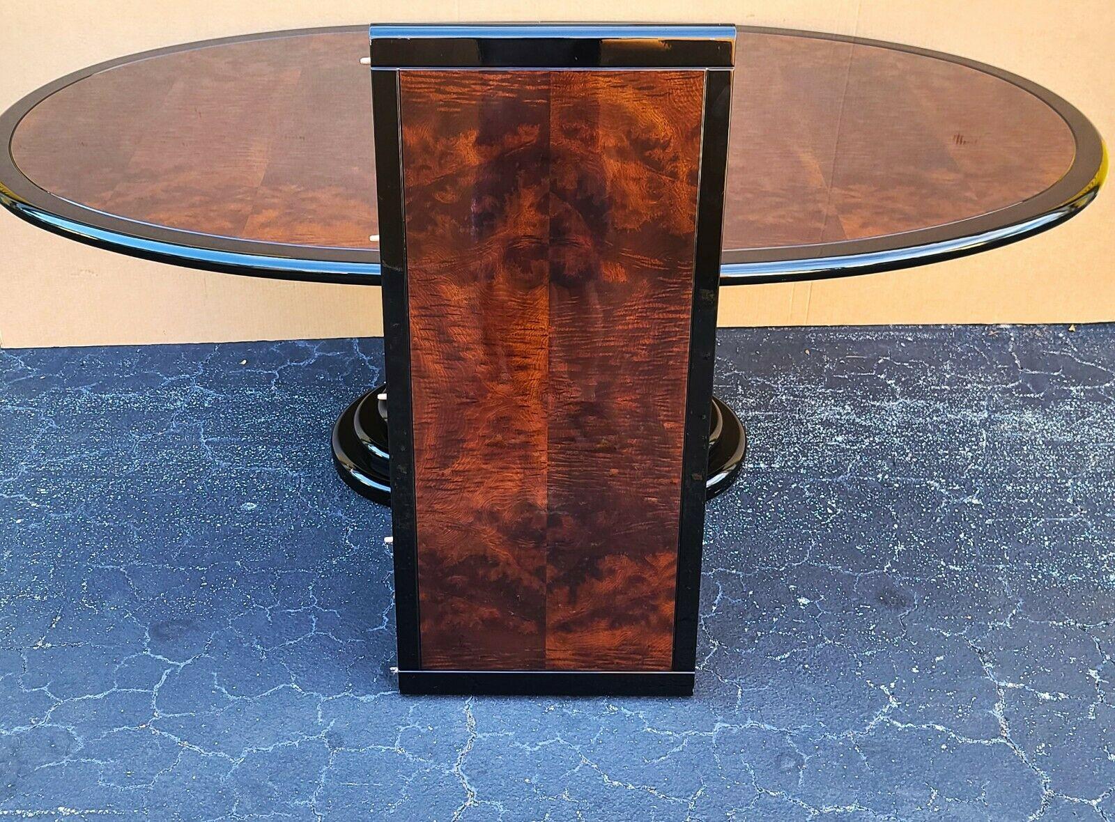 Late 20th Century Henredon Scene Three Lacquered Myrtle Burl Dining Table