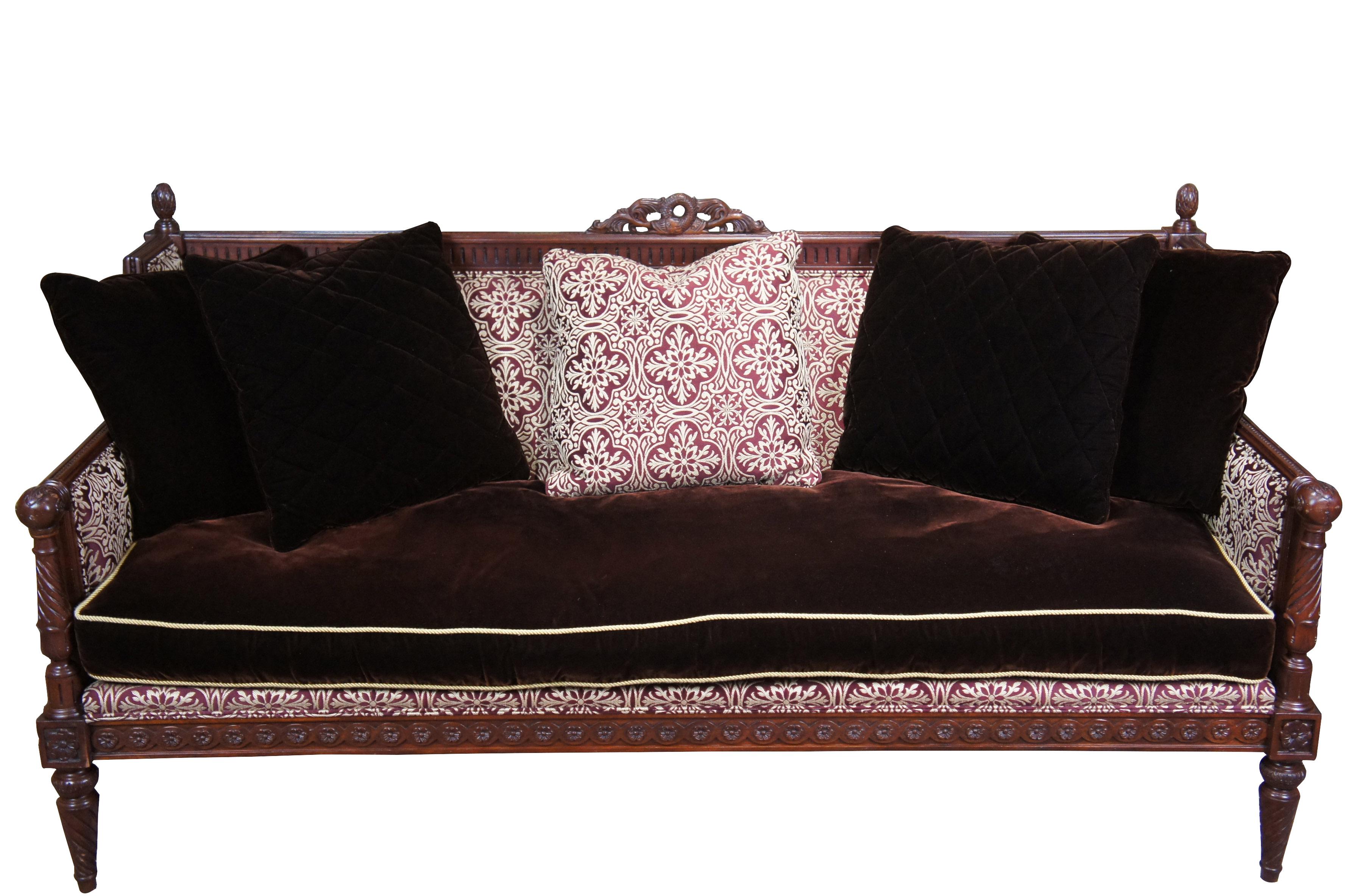 Henredon Schoonbeck Collection Carved Mahogany Sofa French Louis XV Style In Good Condition In Dayton, OH