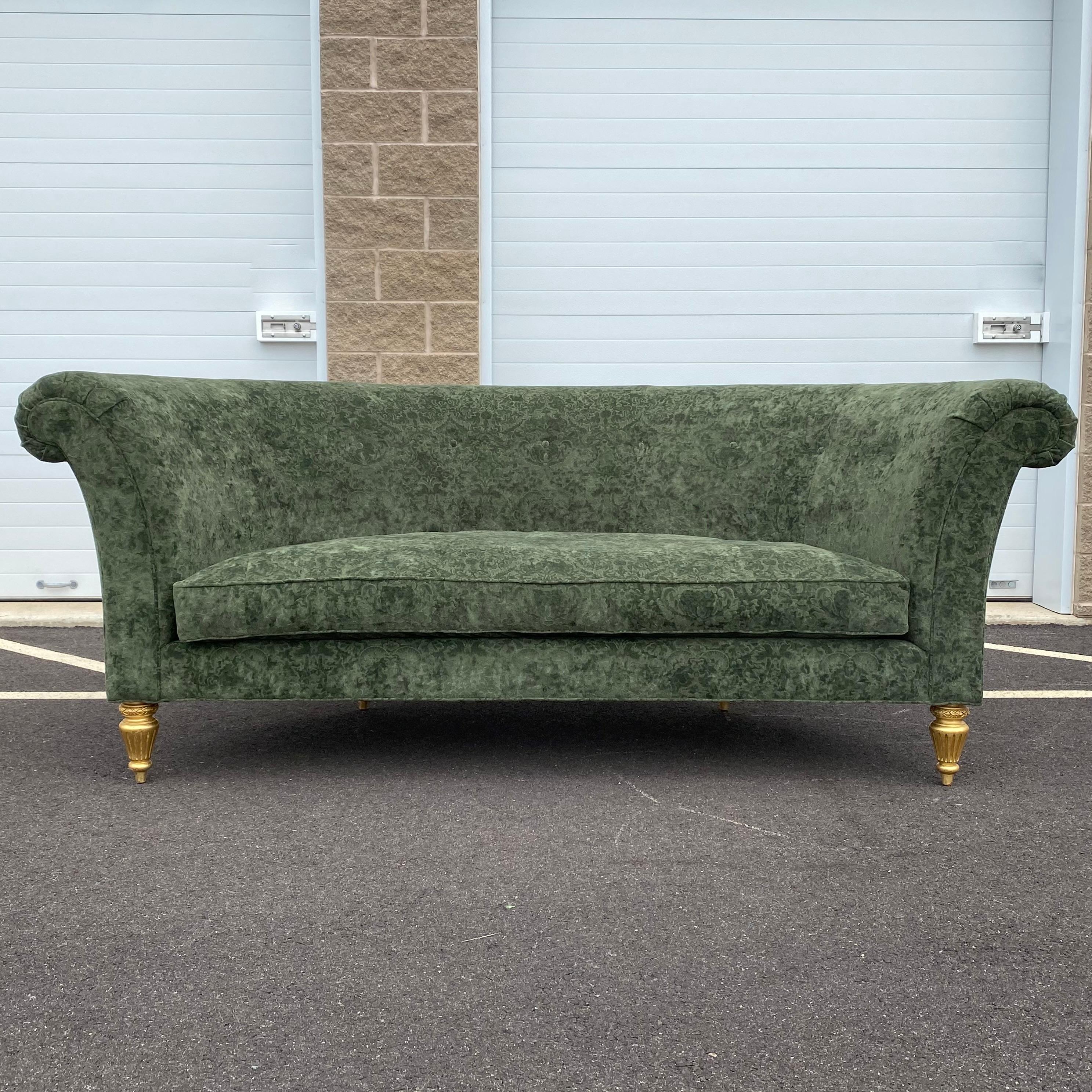 Henredon Schoonbeck Collection Green Damask Demilune Sofa With Six Throw Pillows In Good Condition For Sale In West Chester, PA