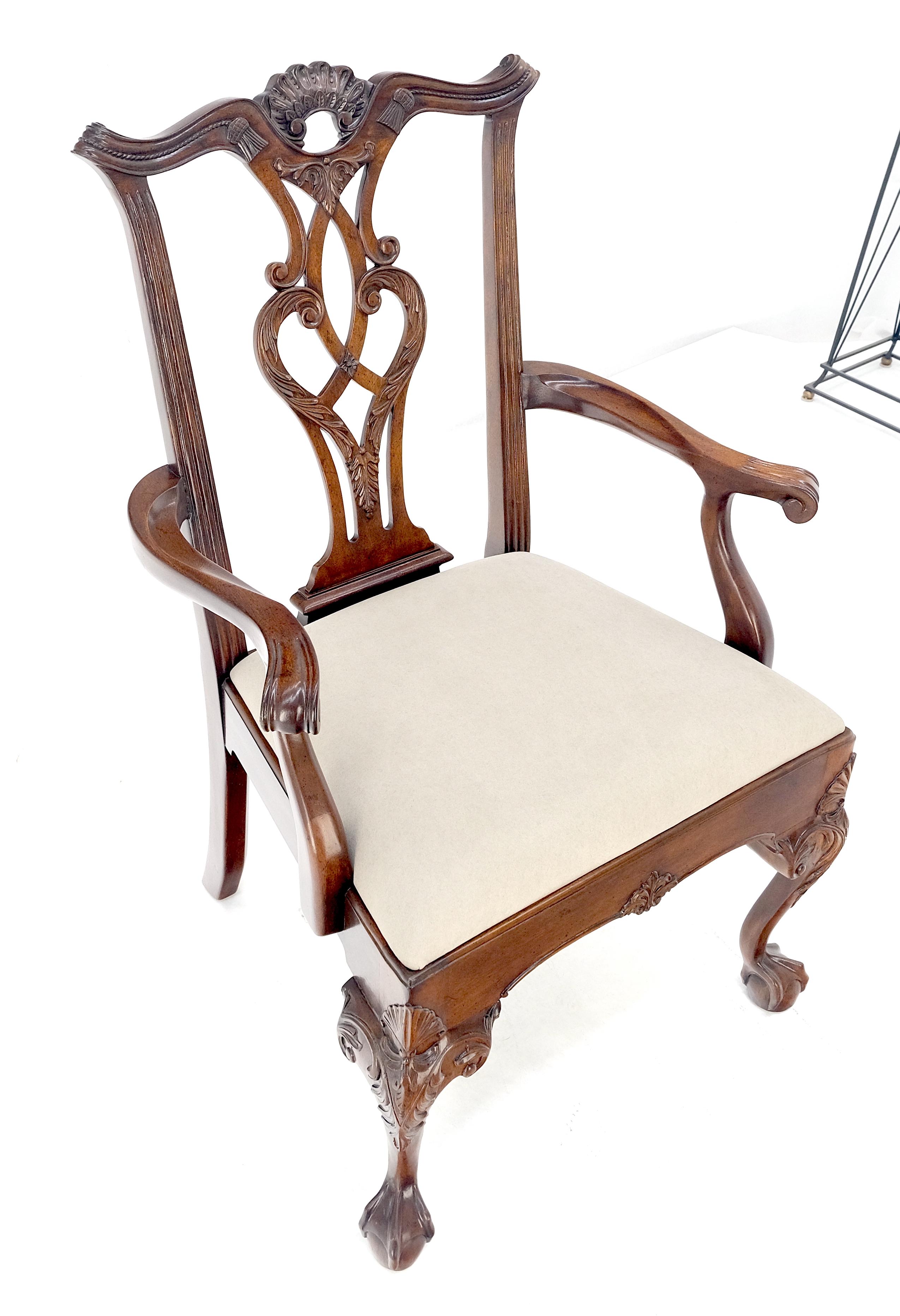 Ensemble Henredon de 10 chaises de salle à manger de style Chippendale en acajou à boules et griffes MINT ! en vente 7