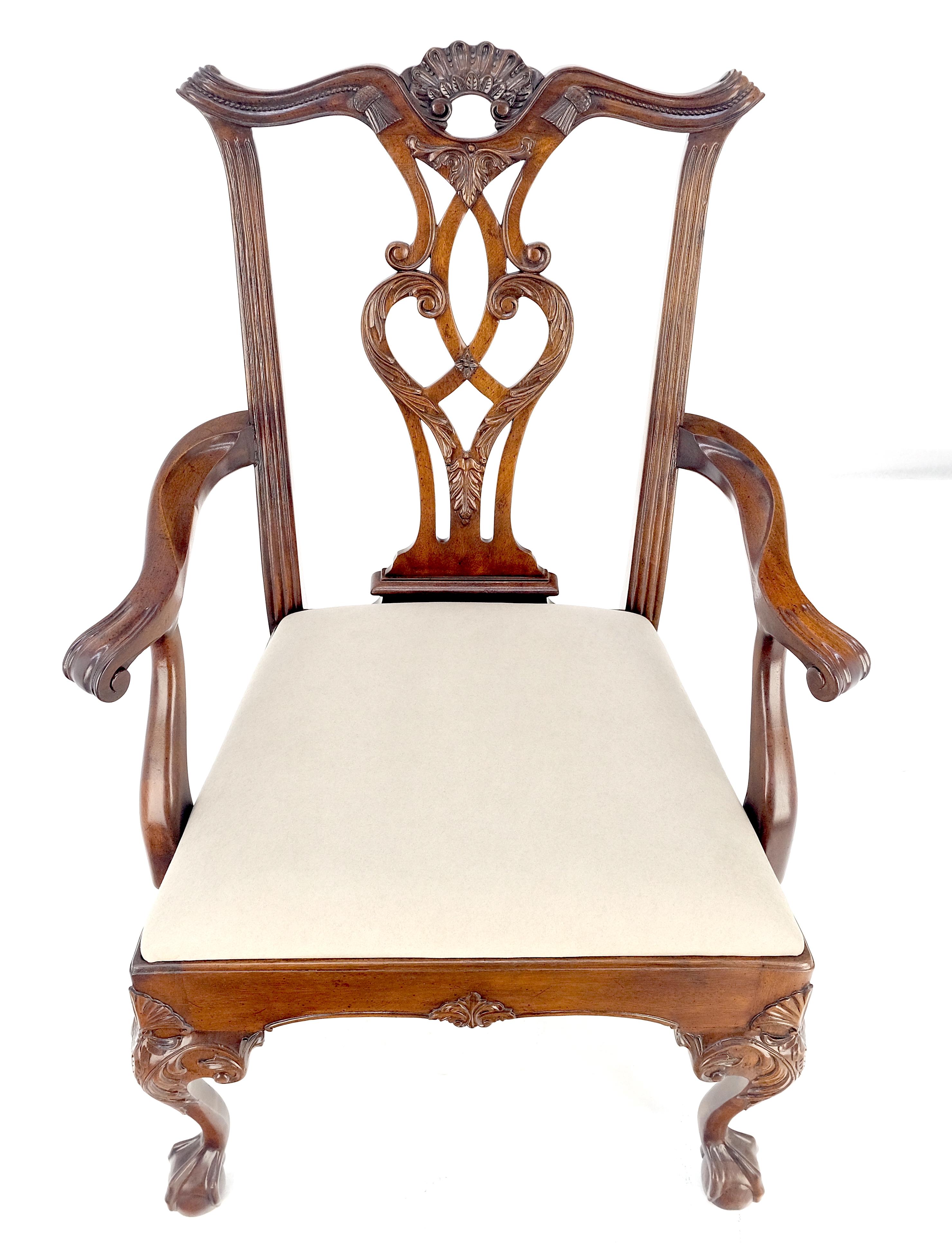 Ensemble Henredon de 10 chaises de salle à manger de style Chippendale en acajou à boules et griffes MINT ! en vente 9