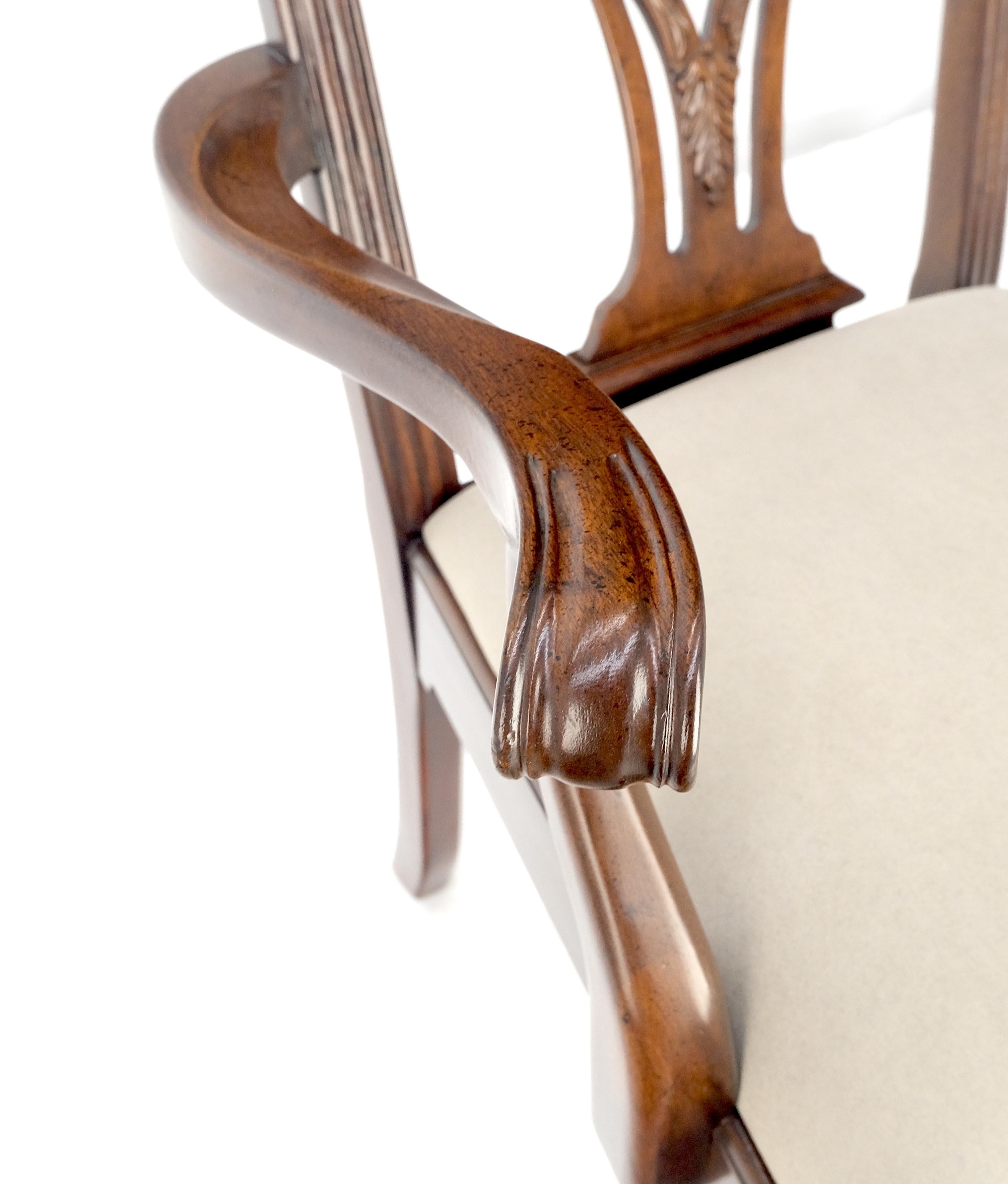 Ensemble Henredon de 10 chaises de salle à manger de style Chippendale en acajou à boules et griffes MINT ! Excellent état - En vente à Rockaway, NJ