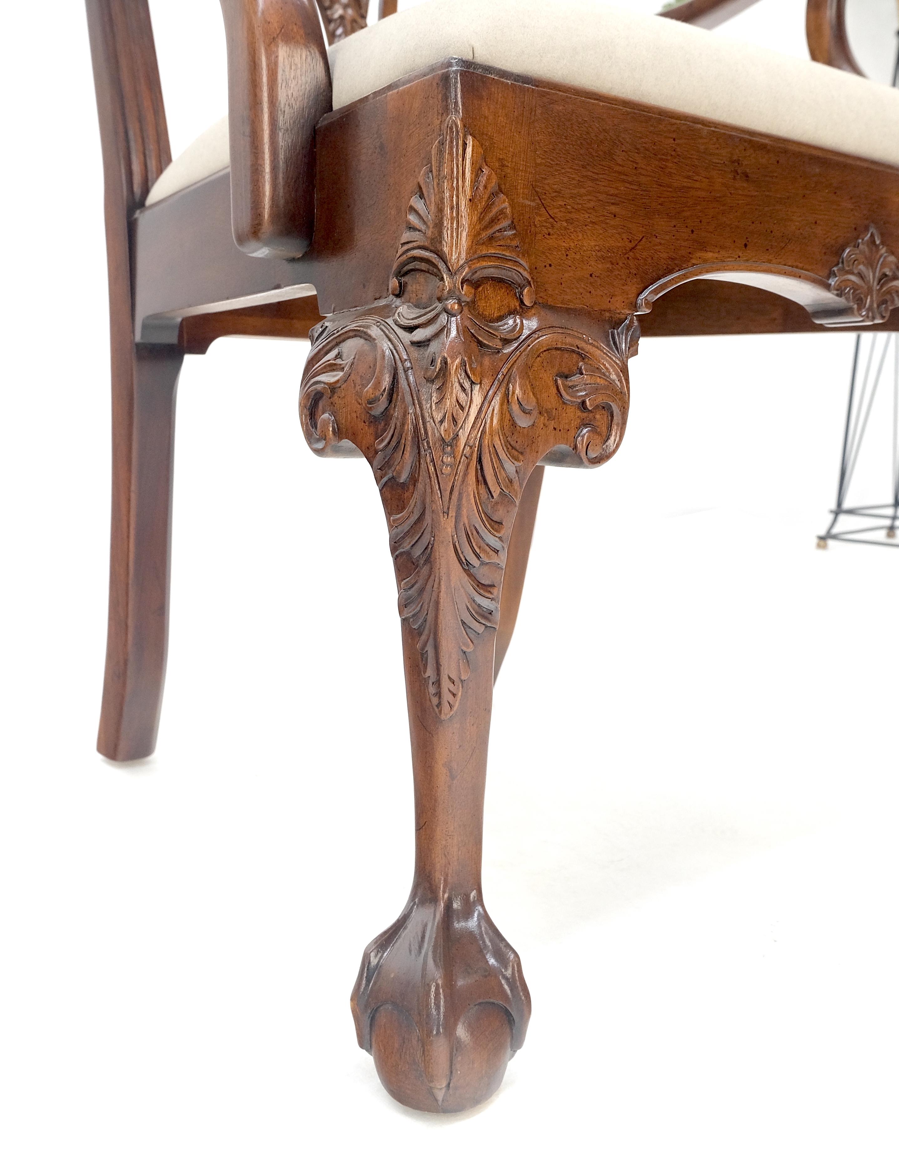 Acajou Ensemble Henredon de 10 chaises de salle à manger de style Chippendale en acajou à boules et griffes MINT ! en vente