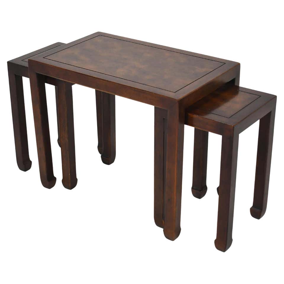 Thee Table Set of Three Nesting Tables in Queen Anne Style For Sale at 1stDibs