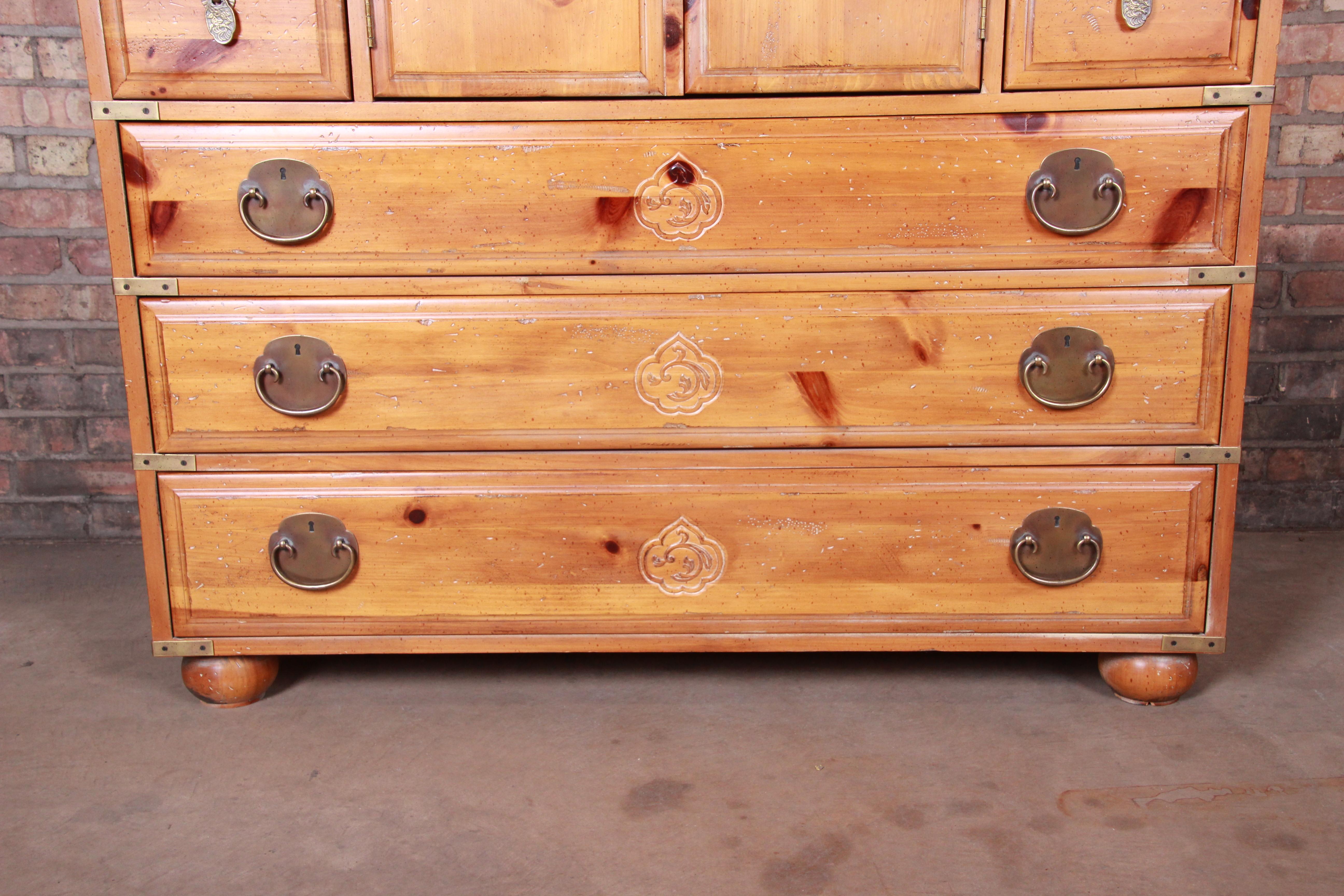 Anglo-Japanese Henredon Solid Pine 14-Drawer Japanese Tansu Chest of Drawers