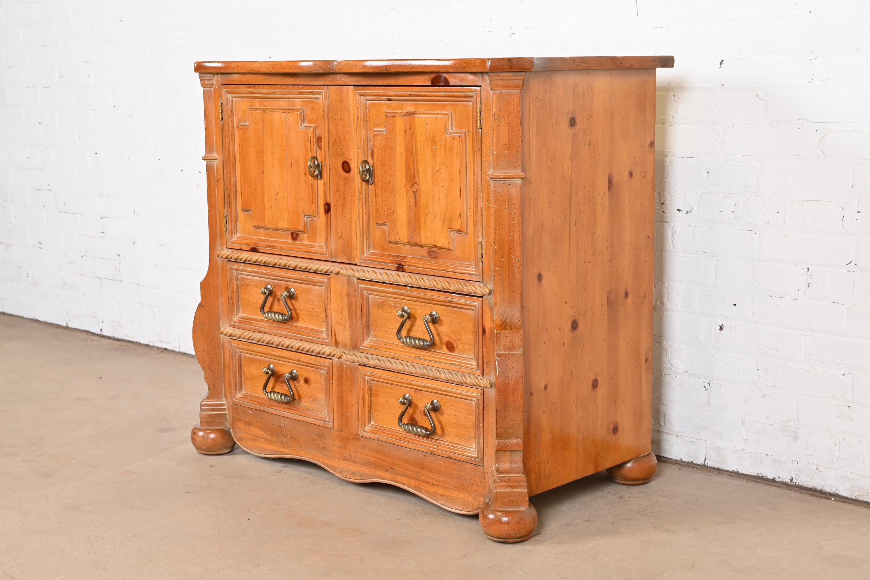Henredon Spanish Baroque Carved Solid Pine Bar Cabinet or Chest of Drawers In Good Condition For Sale In South Bend, IN