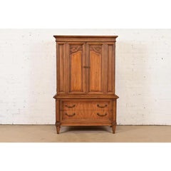 Cassapanca da gentiluomo in legno di noce stile Reggenza francese Luigi XVI, CIRCA 1960