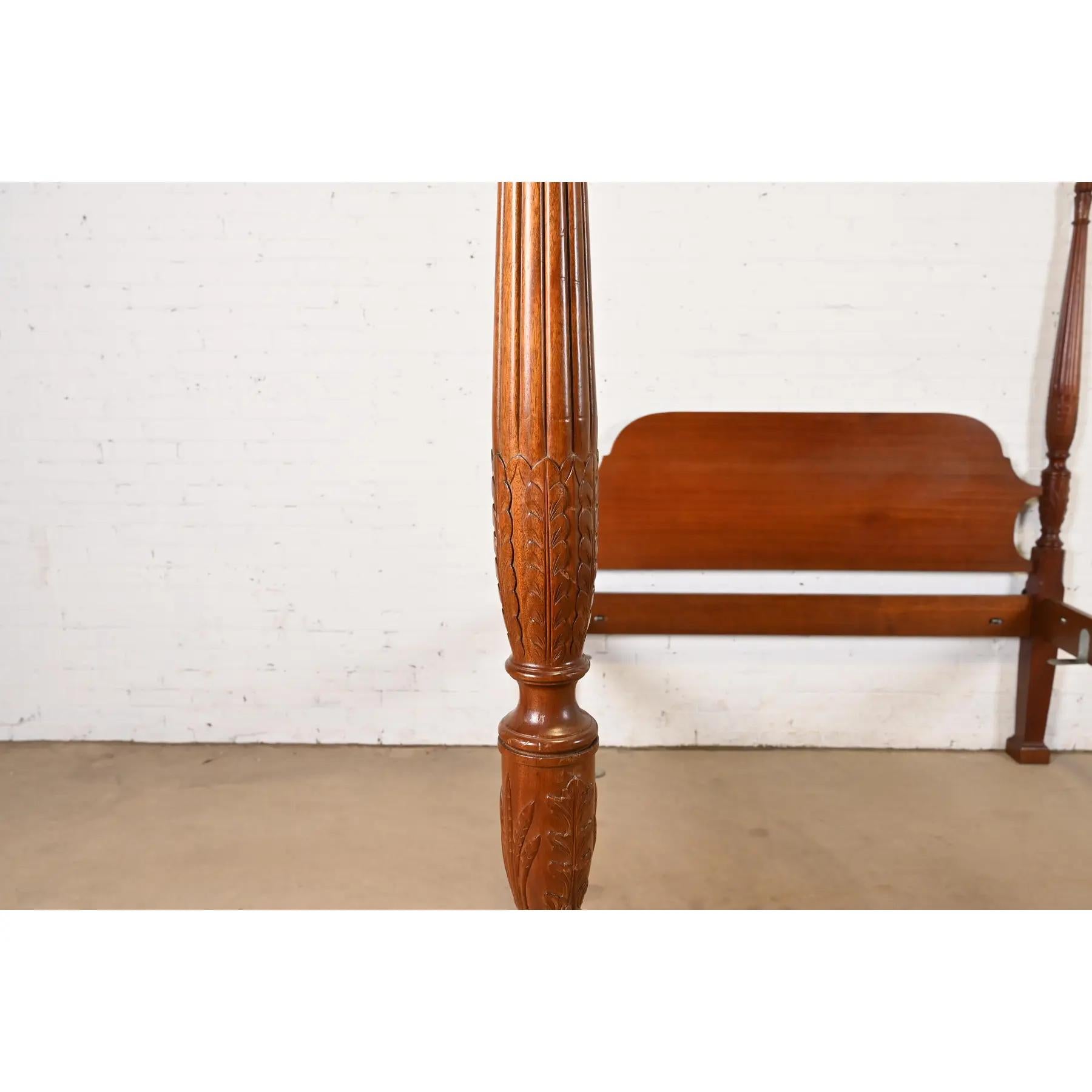 Henredon Style Georgian Carved Mahogany Queen Size Poster Bed For Sale 1
