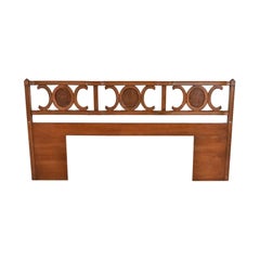 Henredon Style Mid-Century Hollywood Regency King Size Headboard, 1960s Henredon Style Mid-Century Hollywood Regency King Size Headboard, 1960s