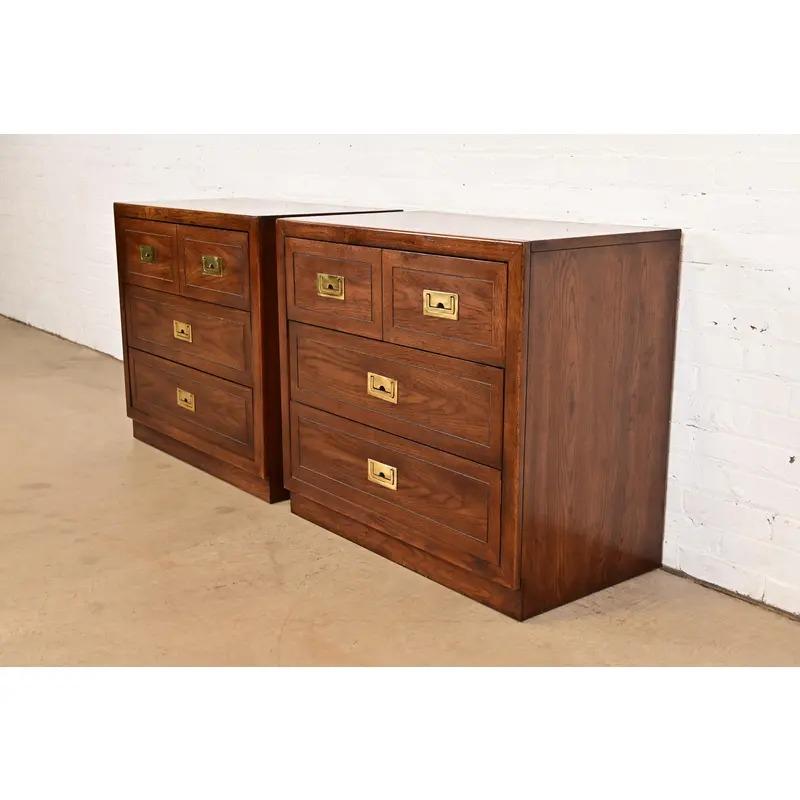 Henredon Style Mid-Century Modern Campaign Oak Bachelor Chest, Circa 1970s For Sale 9