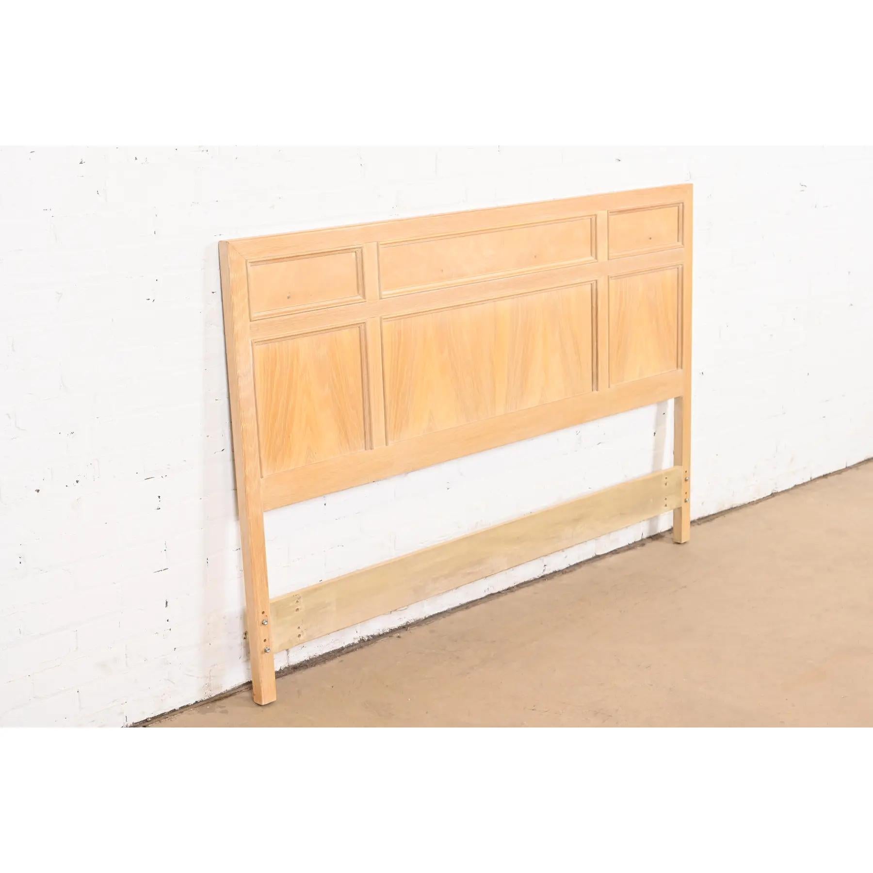Late 20th Century Henredon Style Mid-Century Modern Campaign White Oak and Burl Wood Headboard For Sale